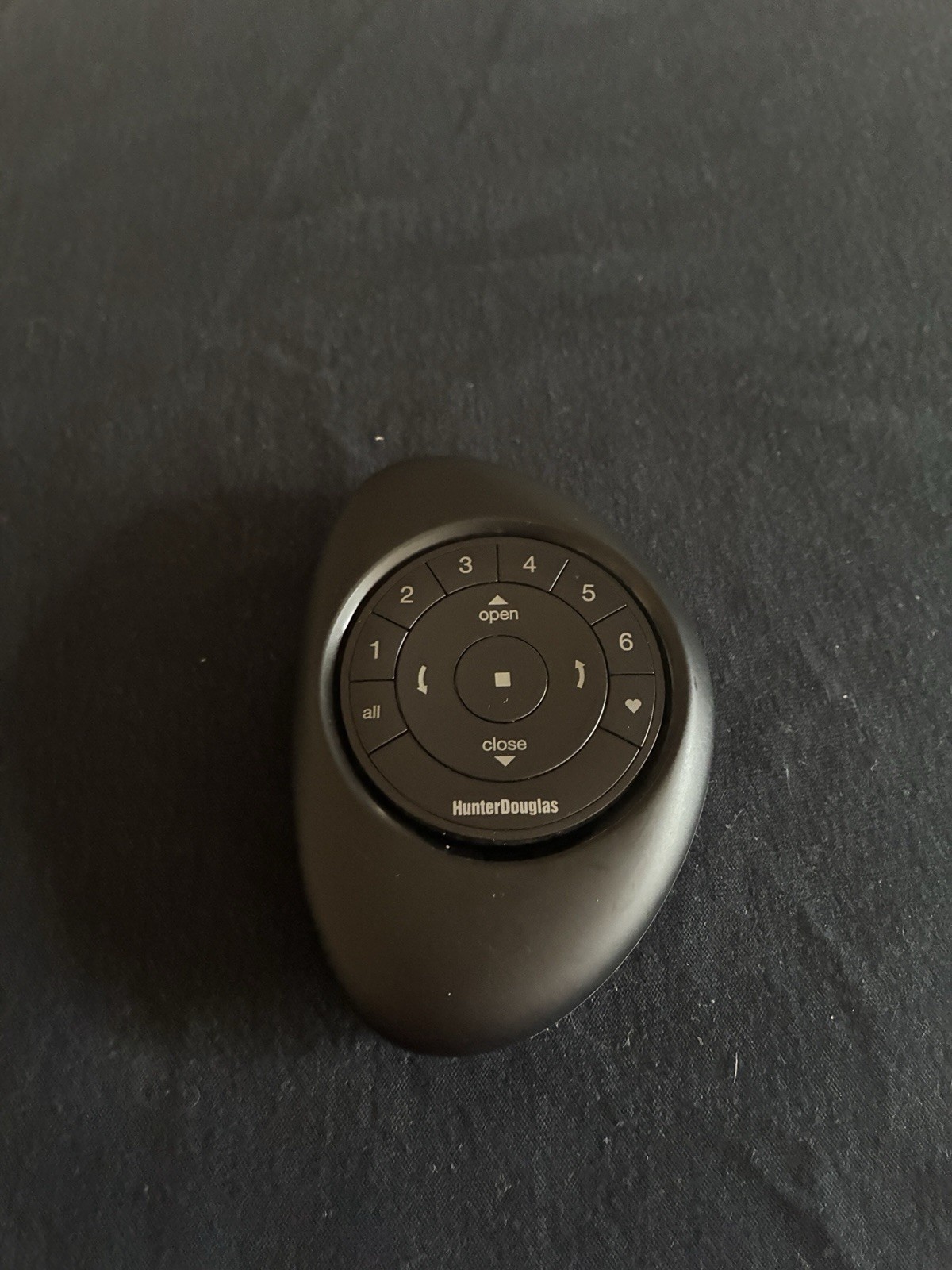 Hunter Douglas PowerView Black Remote with Black pebble Gen 2