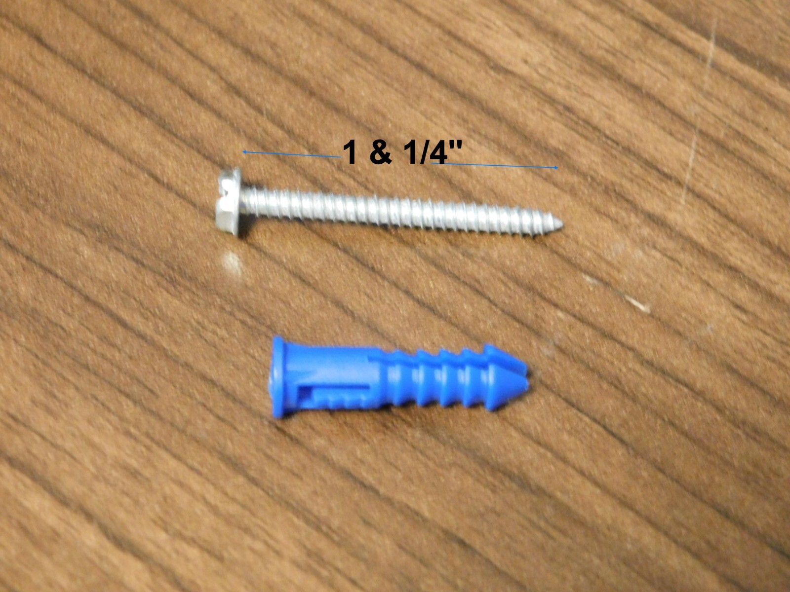 Kirsch BARGAIN Prices Rod Brackets, Supports, Ceiling Clip, Trav & Curtain Rods