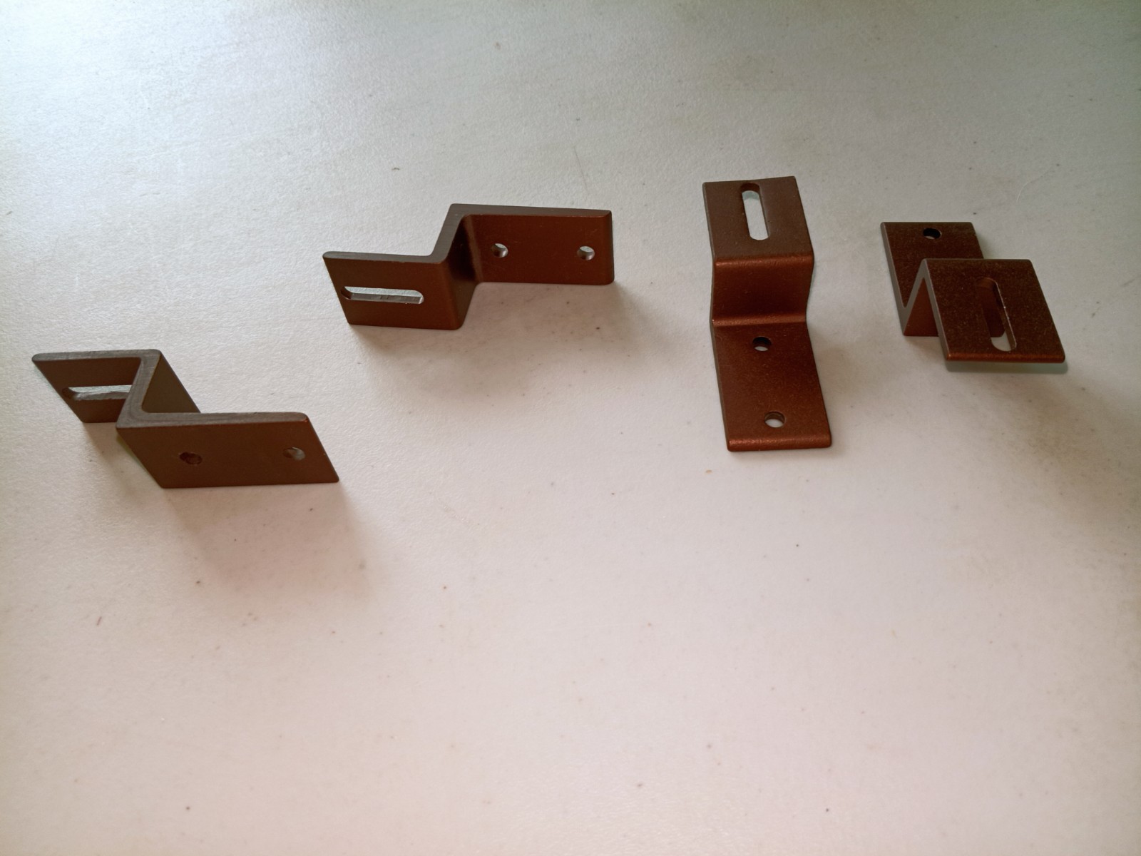 Kirsch ceiling mounted traverse rod 71131 metal Z brackets. 4 brackets. 510