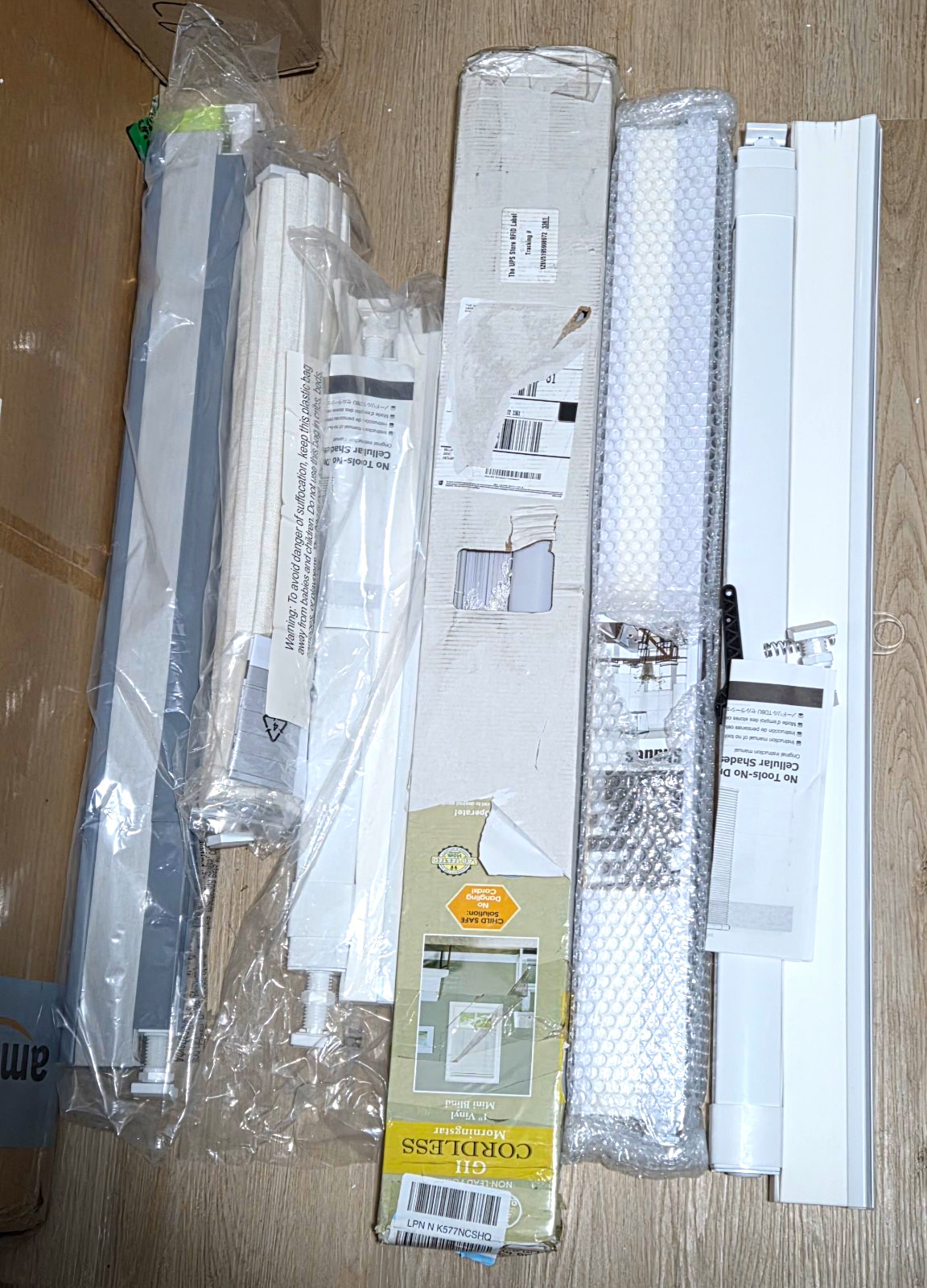 Lot of 6 Window Blinds / Shades – Sold Together