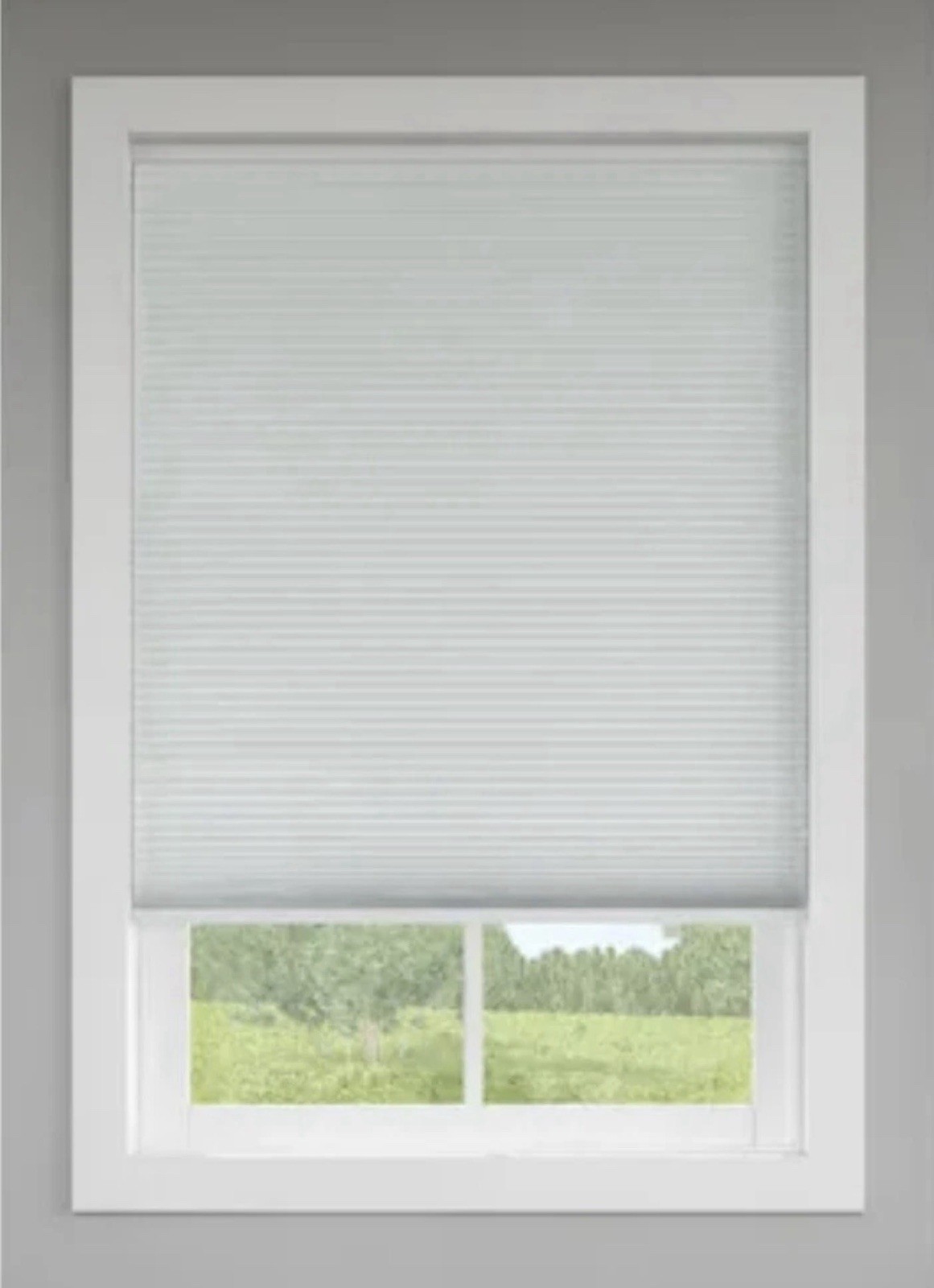 LEVOLOR 31 -in x 68-in Snow Blackout Cordless Cellular Shade