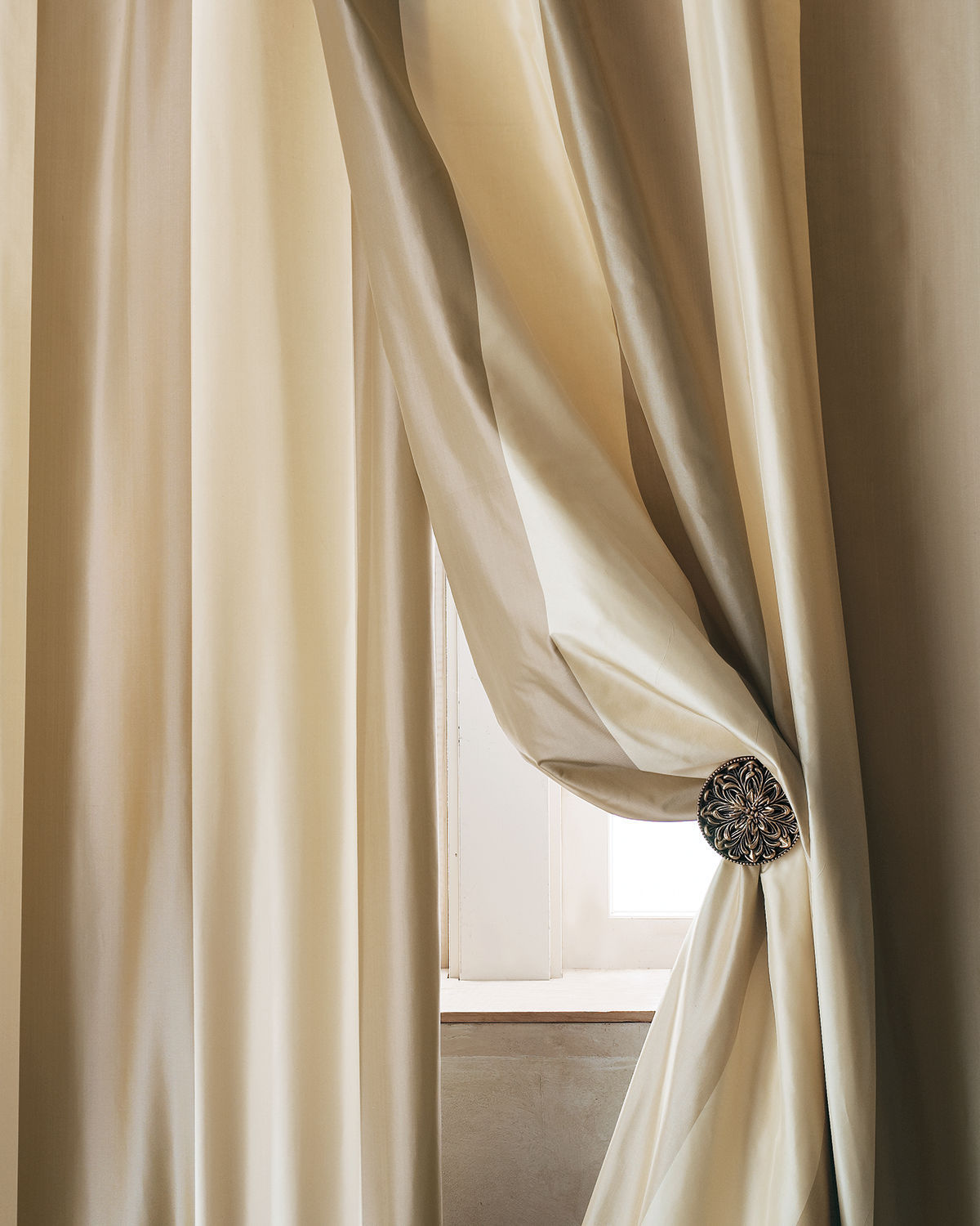 100% Silk taffeta stripe lined drape Hampton (Pair)
