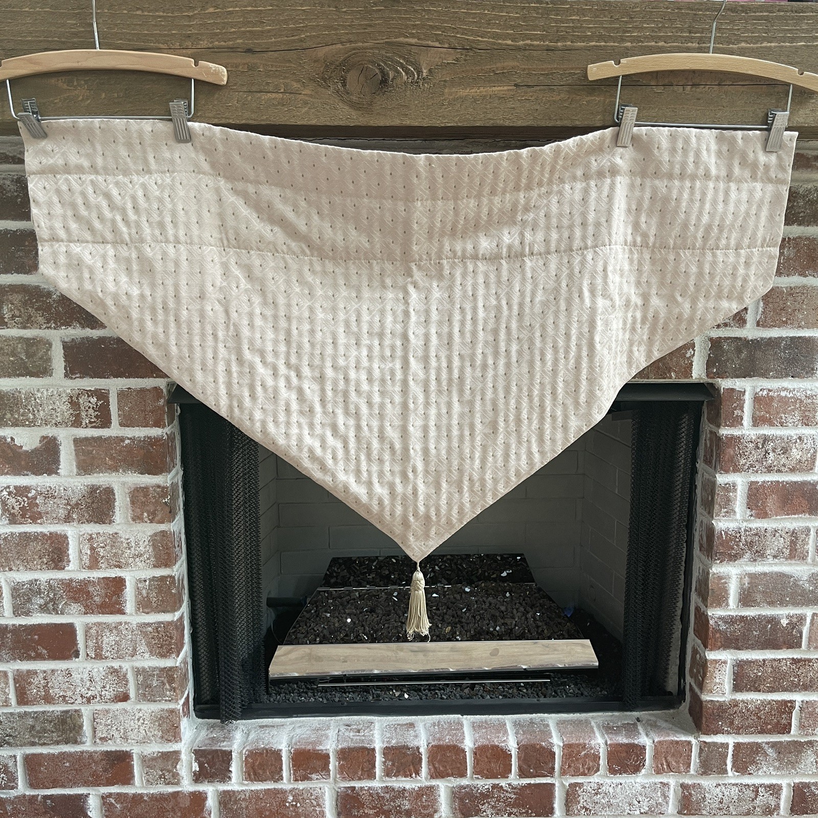 Veratex Empire Ascot Valance with tassel (1) ASCOT VALANCE 40 X 25 x4