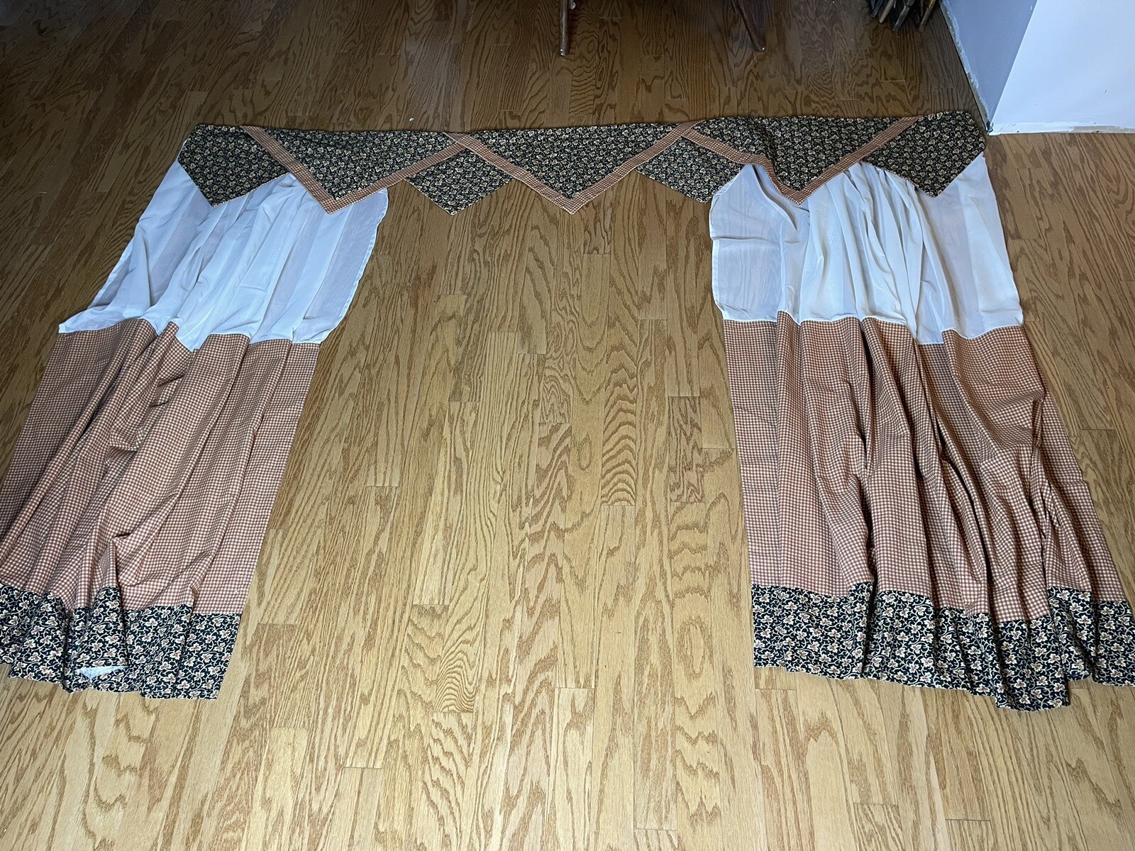 Vtg Custom Valance (96″ W) & 2 Panels (73″W) Black Floral Orange Check GORGEOUS!