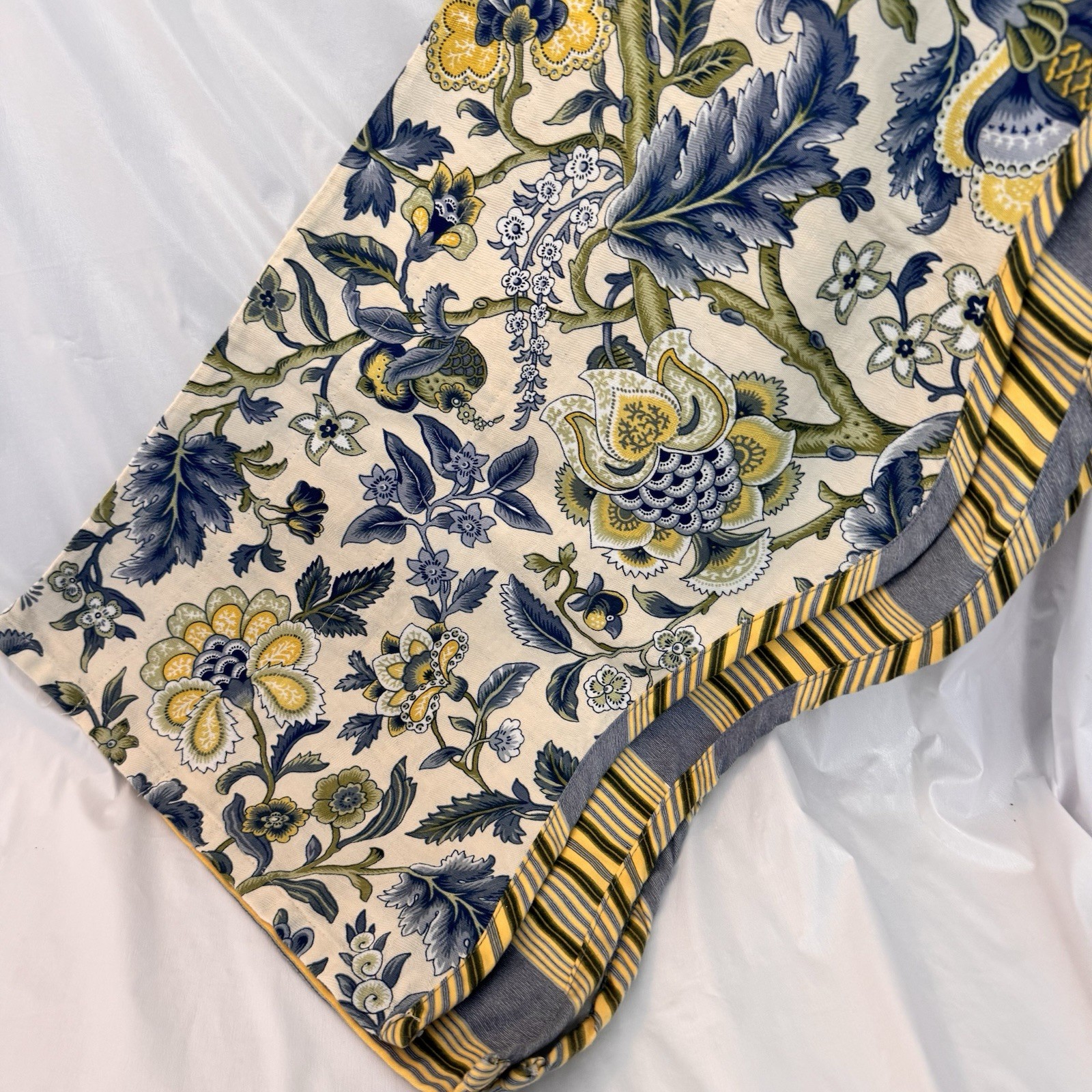 WAVERLY Valance Imperial Dress Porcelain Scallop 2-Layer Blue Floral Stripe 78”