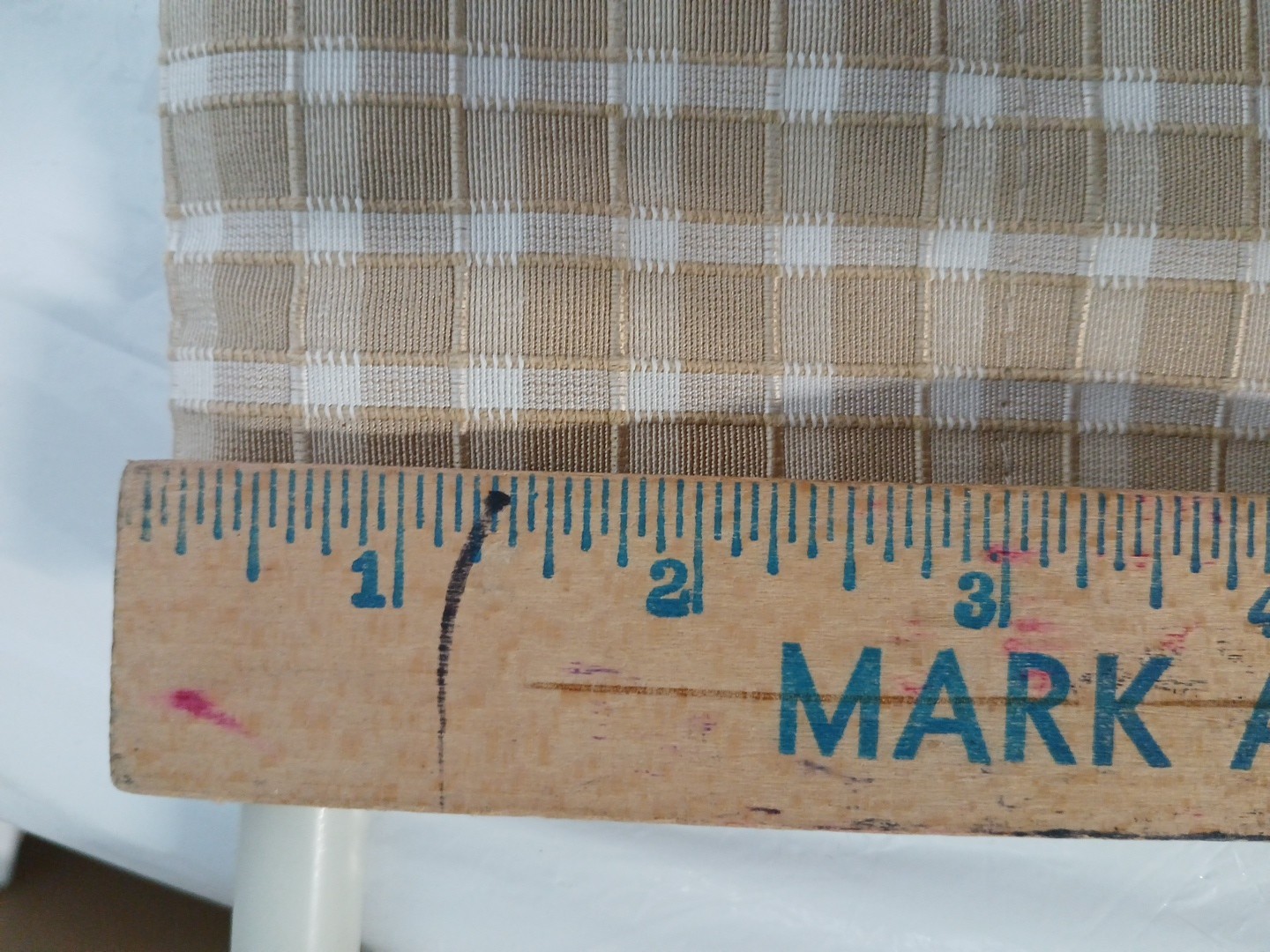 Beige white gingham check scalloped valance with a tassel fringe edge Set 48×17