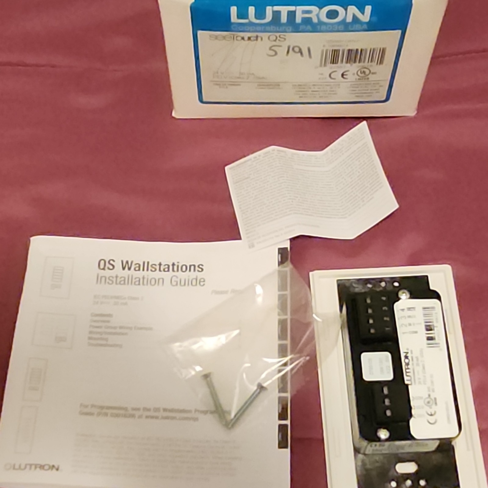Lutron seeTouch QS Wallstation Control White Preset QSWHS-GEN-PL