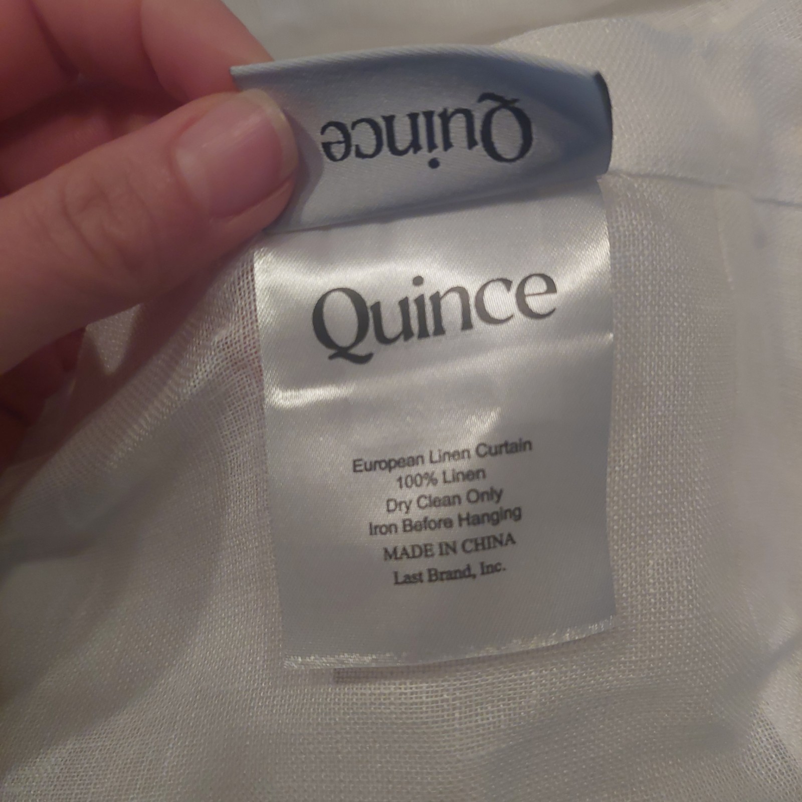 NWT! Quince 100% Linen White Sheer Curtains, 48″ x 84″- 2 Panels. (T11)