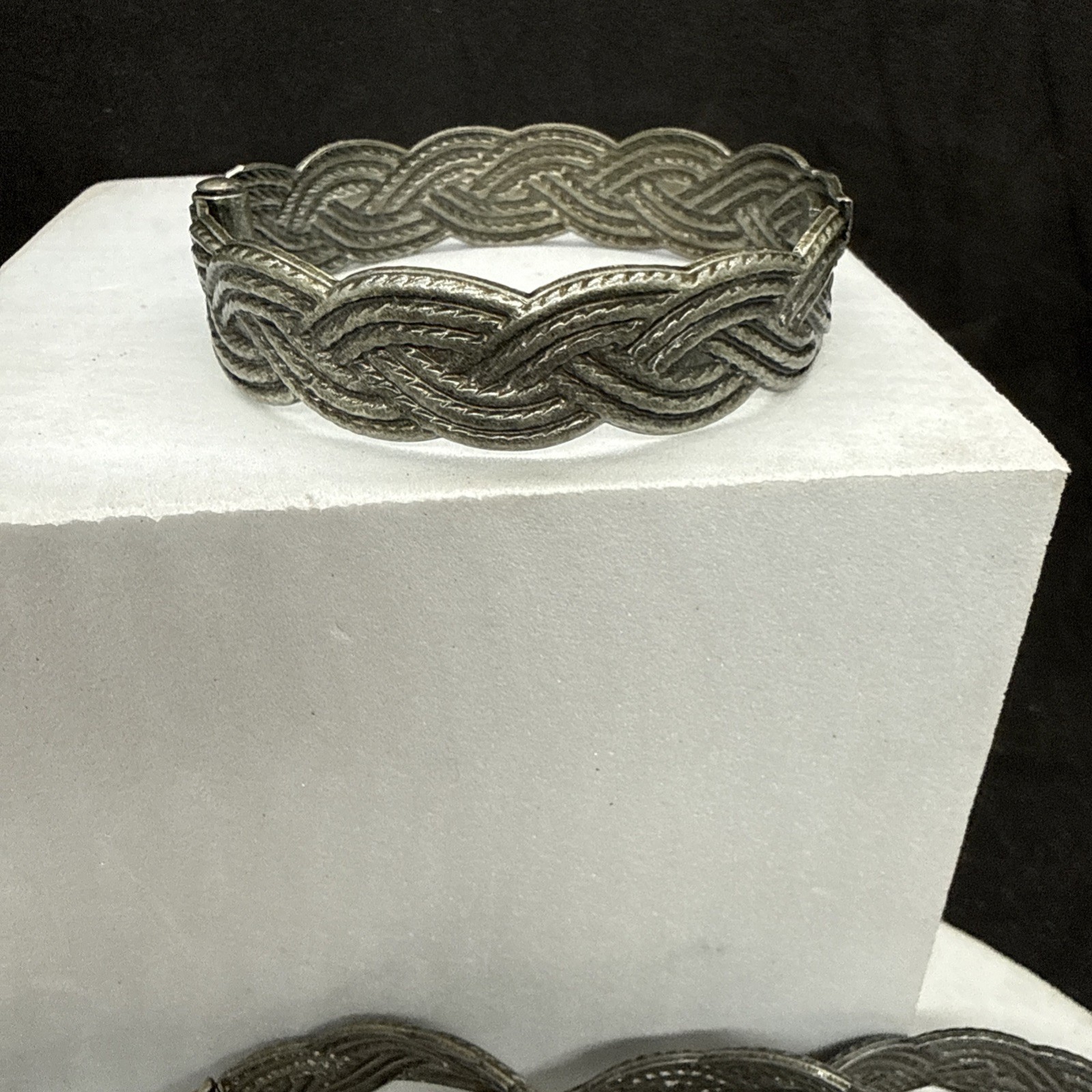 Set Of 12 Heavy Braided Curtain Rings Pewter Tone Metal Drapery Hardware