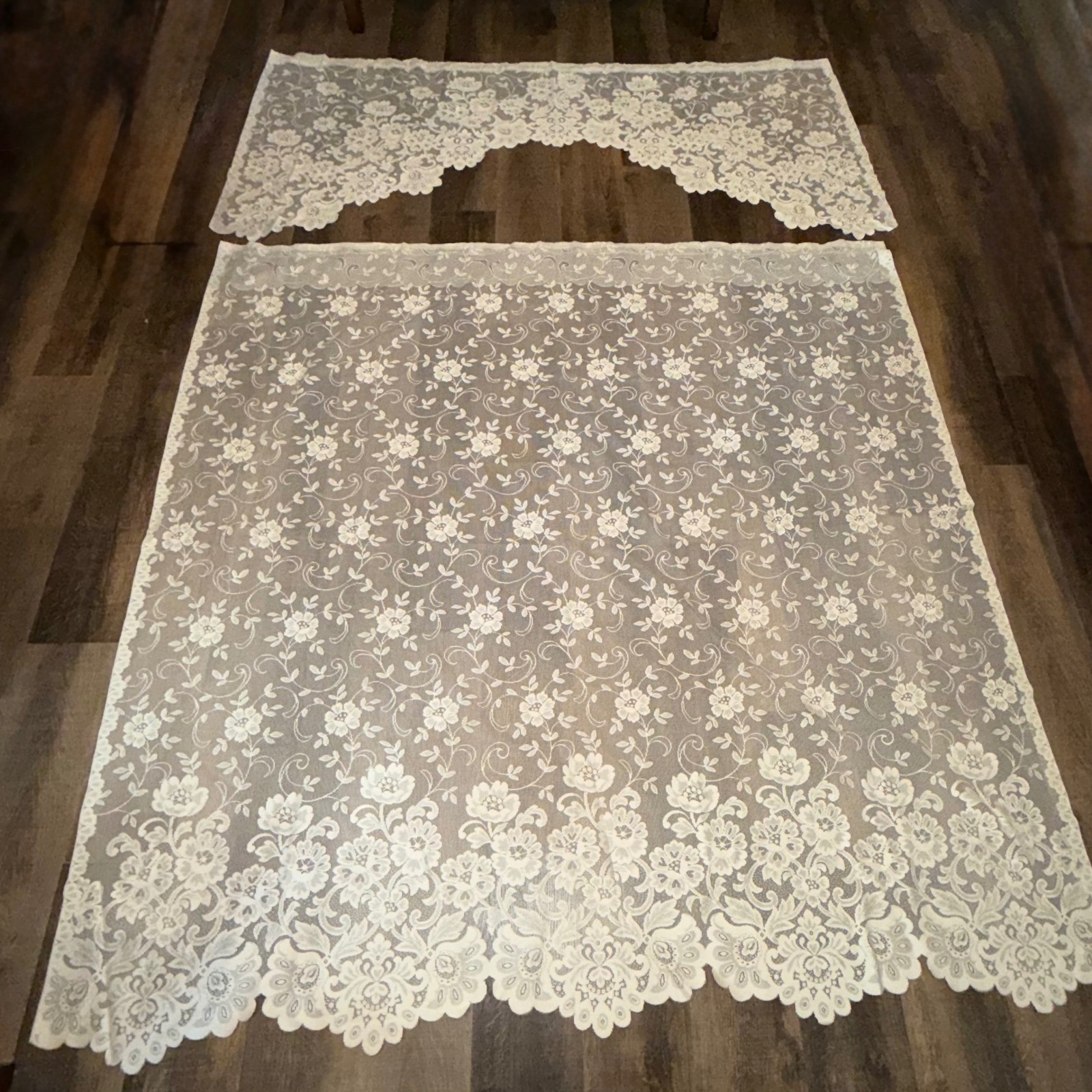 Vintage JCPenney Lace Curtain Panel Valance Set Floral Ivory USA 70×72″ Cottage