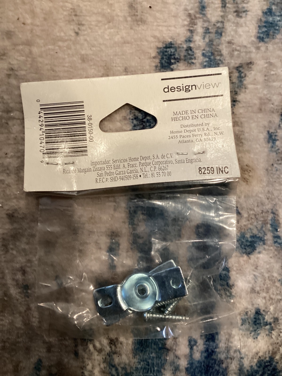 Design View Universal Brackets inside Mount Brackets with Screws