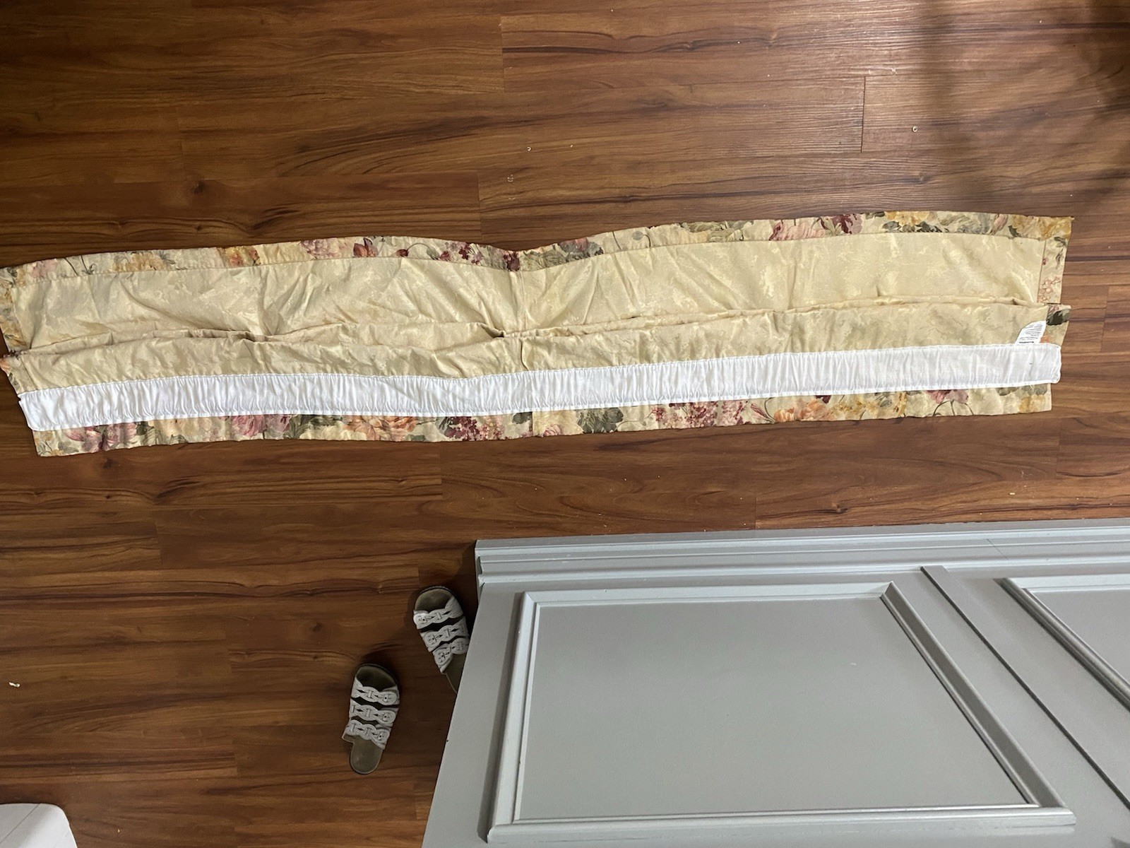 Burlington Monaco Valance Damask Jacquard Floral Gold Pink Green 18” x 80”