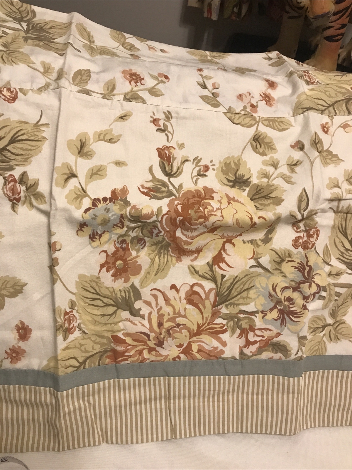 Vintage JC Penny Floral & Striped Valance 20.5″ L x 80″ W EUC