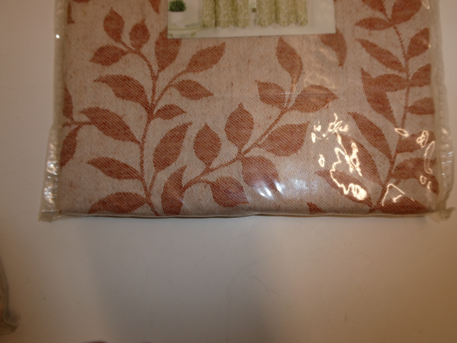 NEW Elrene Serene Kitchen Window (One Valance) 60″ wide x 15″ Long Color Spice