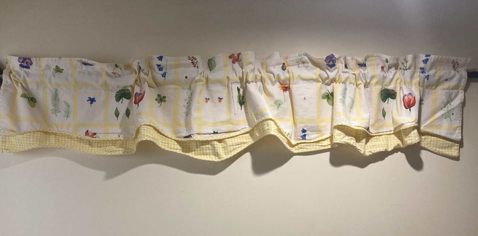 Assorted JCPenney Home or Waverly Collections Curtain Panels and Window Valences