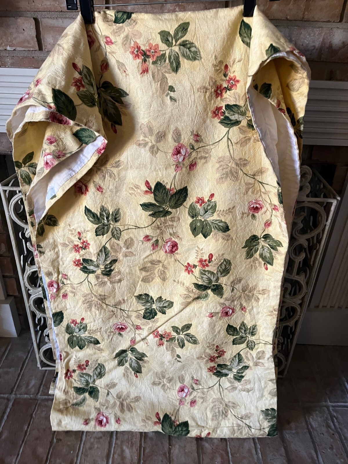Valance Yellow Floral Home Deco-Lined 160″W X 22″L Rod Pocket 3 1/4″