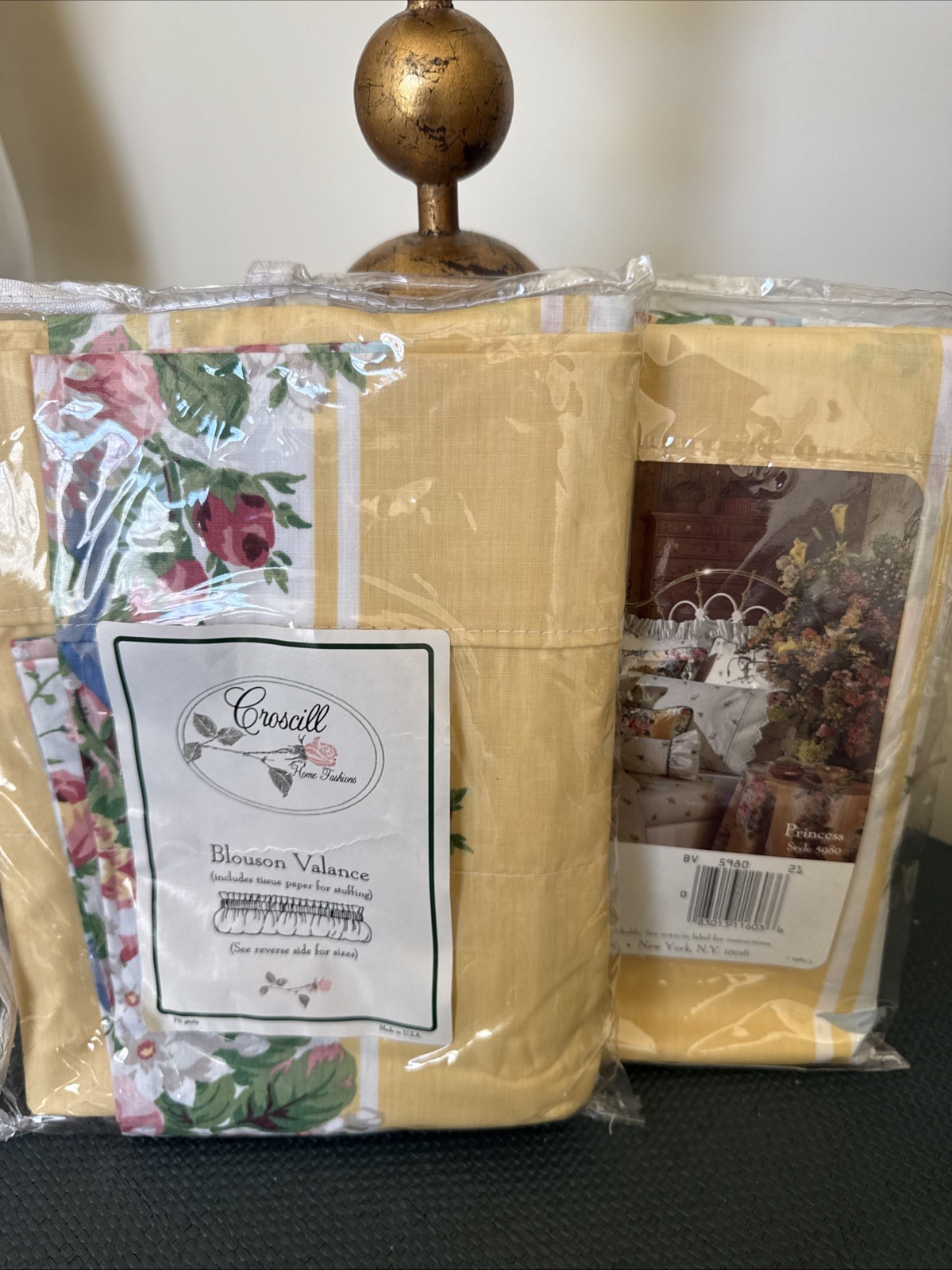 Croscill Princess Yellow Floral Blouson Valance 2 Valances 88×15 Style 5980 New