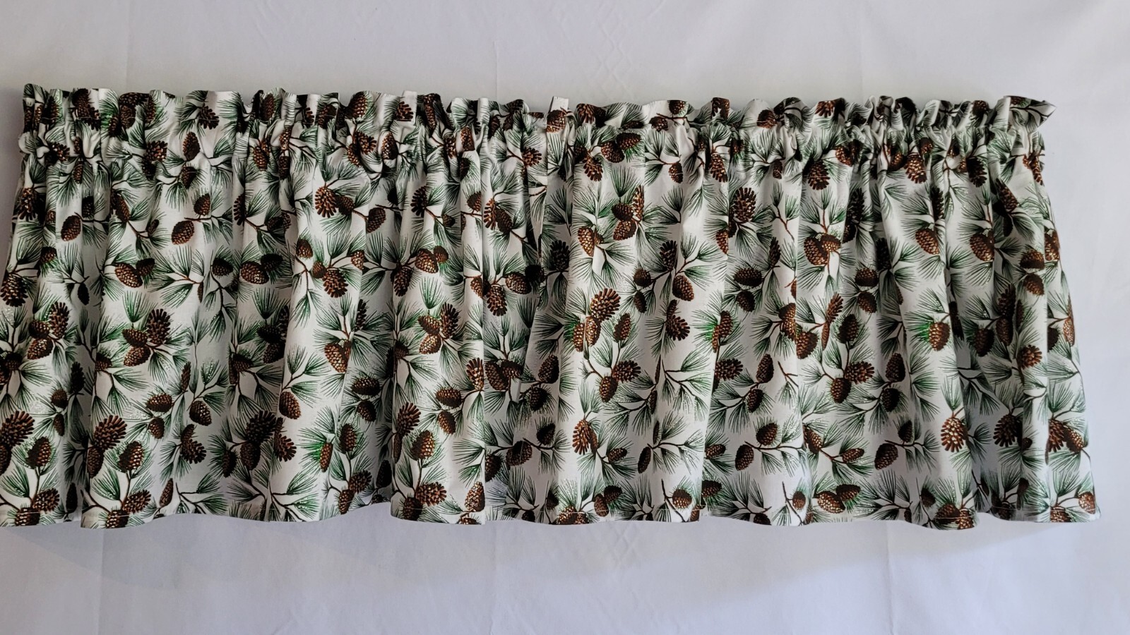 Pinecone Christmas Valance, Glitter Valance Curtain, White and Green Christmas