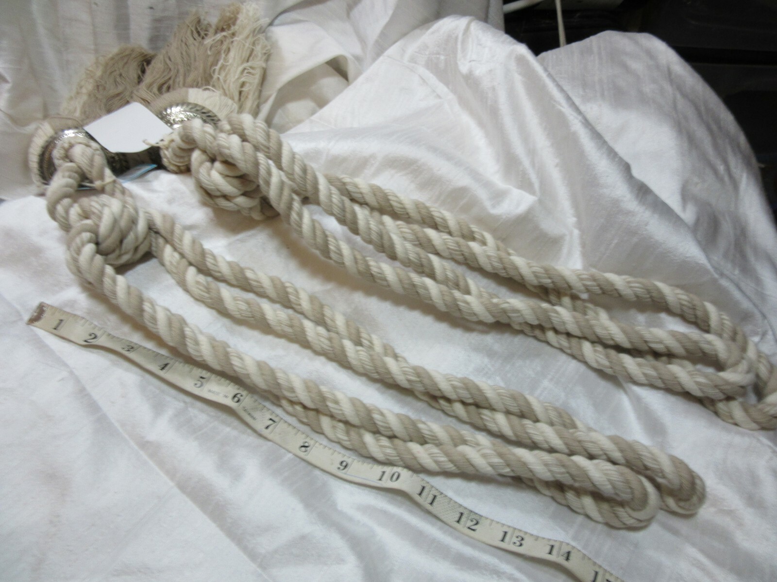 18 New Drapery Tie-Back Ropes & Large Tassels in Pale Tan/Beige & off White Lot