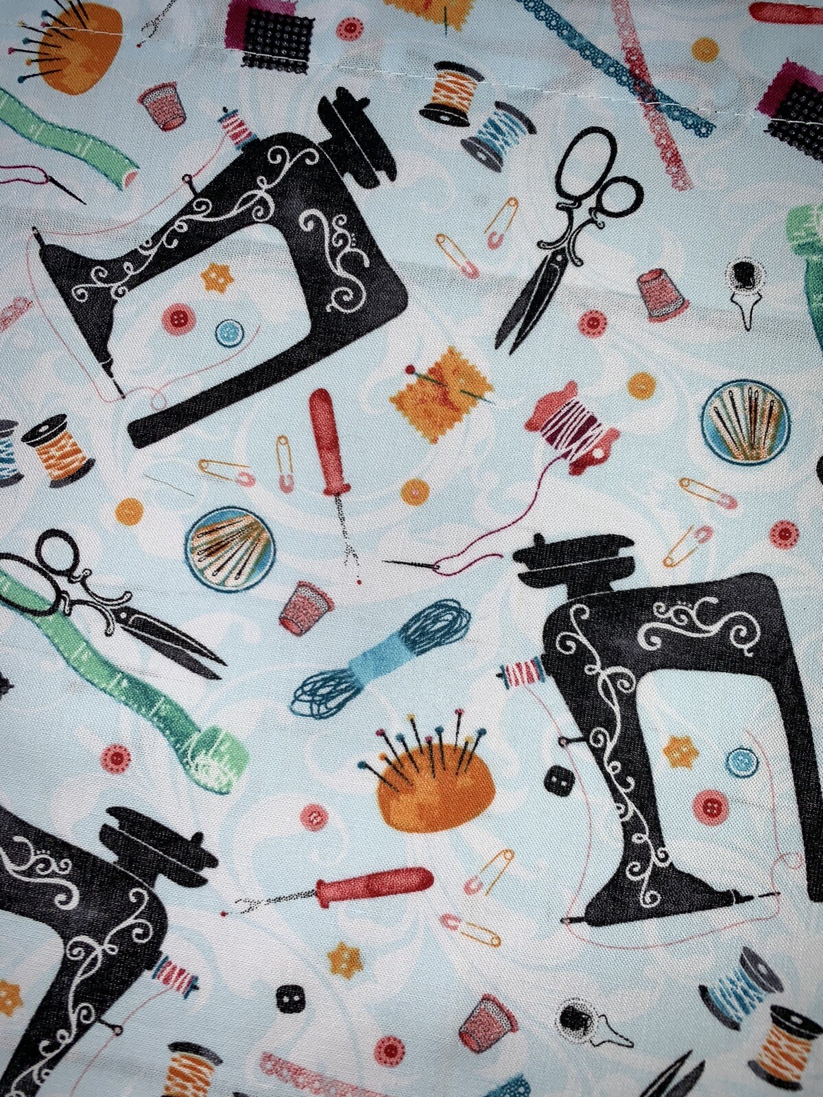 Charming Valance With Vintage Sewing Macines, Pin Cushion, Sissors, Tape Measure