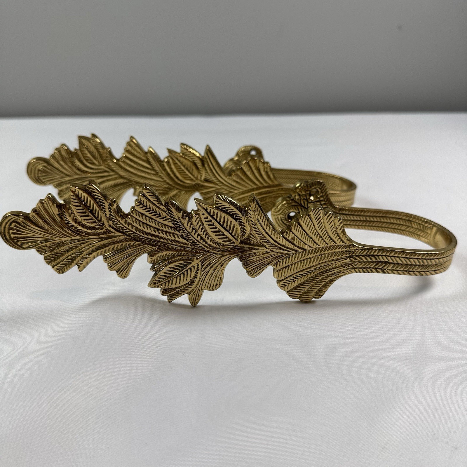 2 Curtain Tie Backs Vtg Solid Brass Drapery Holdback Leaf Floral Feather