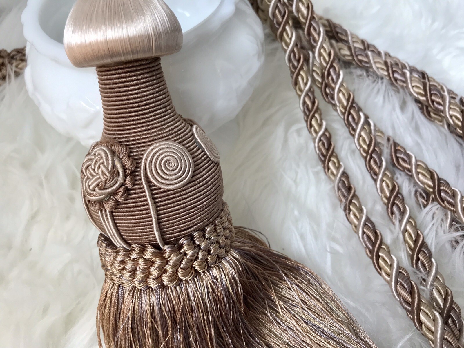2 Huge Tassels Drapery Tiebacks 11″ Curtain Ornate Bronze Gold Metallic Satin