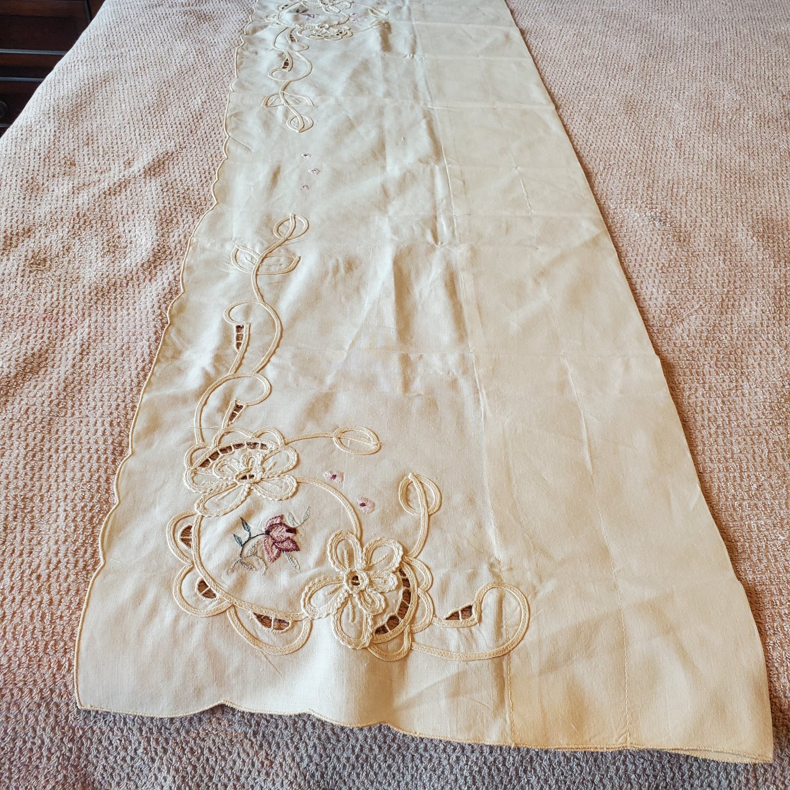 Embroidered floral valance curtain 14.5x 80 Beige w/Purple Embroided Flowers Vtg