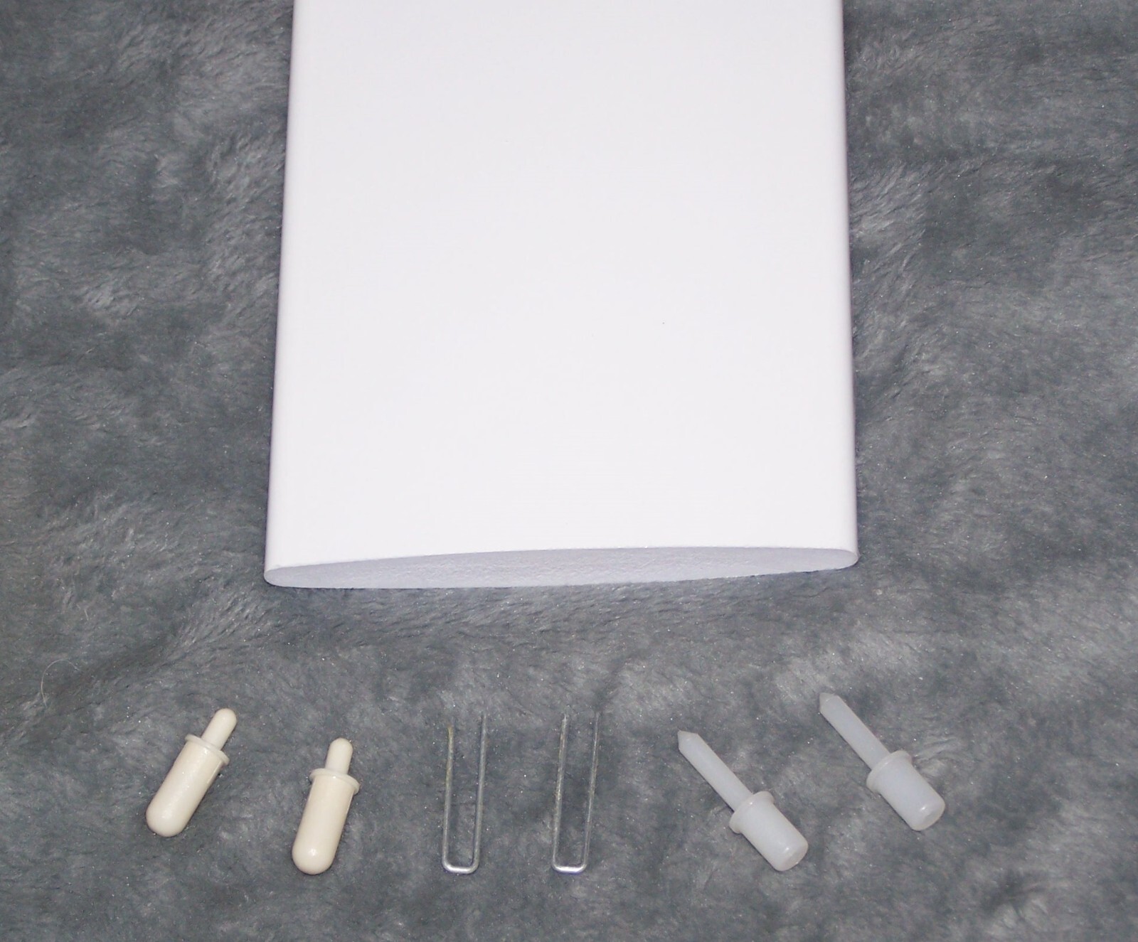Plantation Shutter Louver Replacement Kit – 3 1/2 Inch Wide x 24 Inches Long