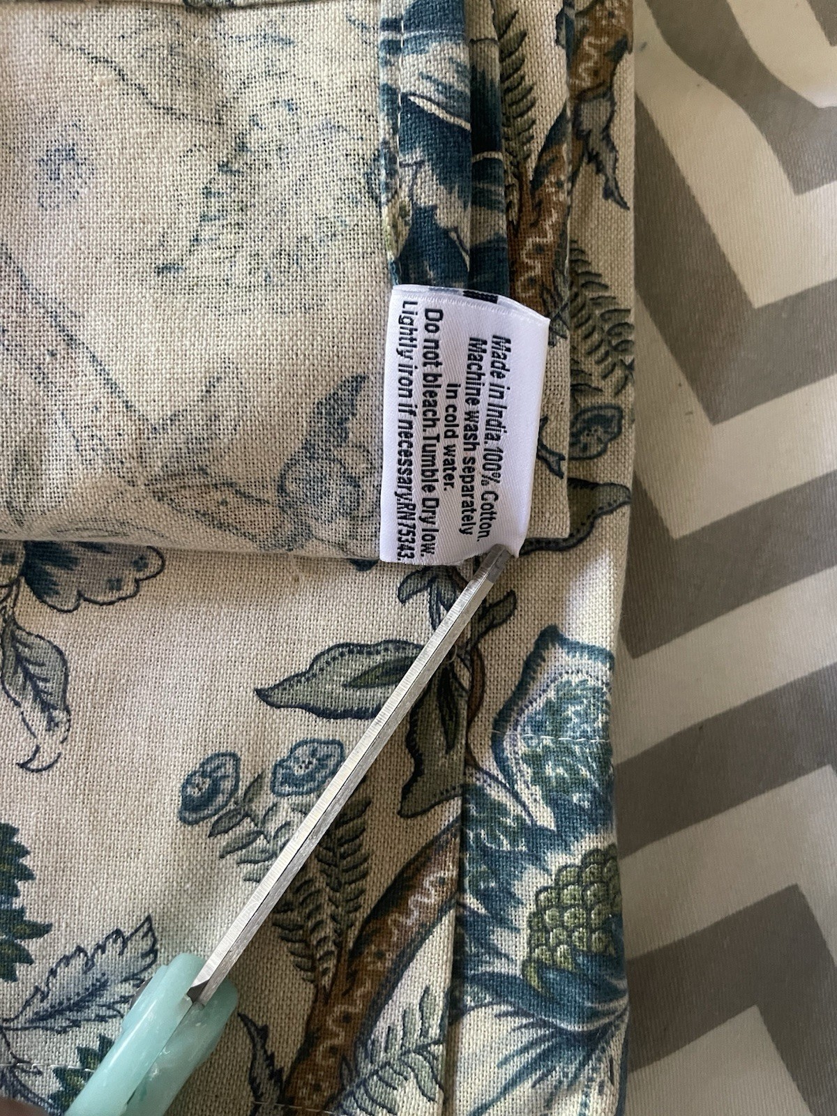 CURATED KRAVET 2-Panel Curtain Set Jacobean Blue Garden Floral Cotton 50X96 NWT