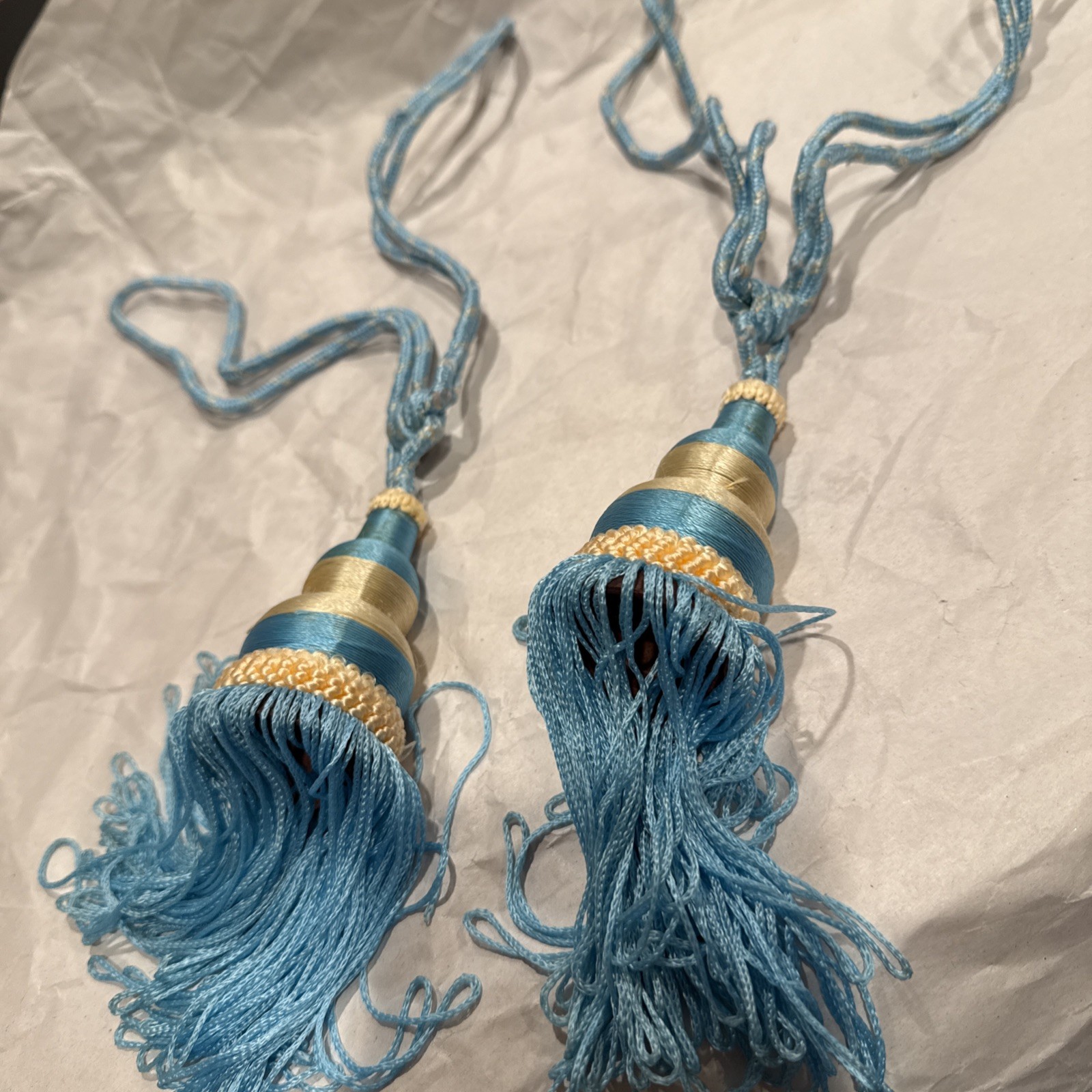 Vintage Unique Design Aqua Sky Blue Pair Of Curtain Tie backs Wood Center VGUC