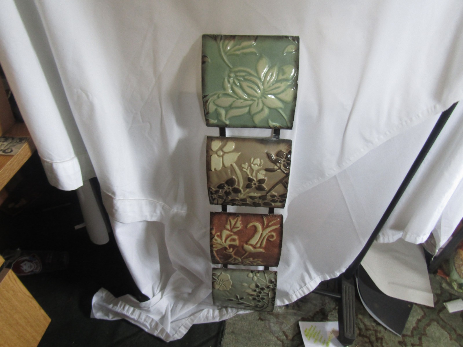 Wall Metal Art & Decor Piece 36 ” Long 8″ Wide Kitchen Floral Pattern