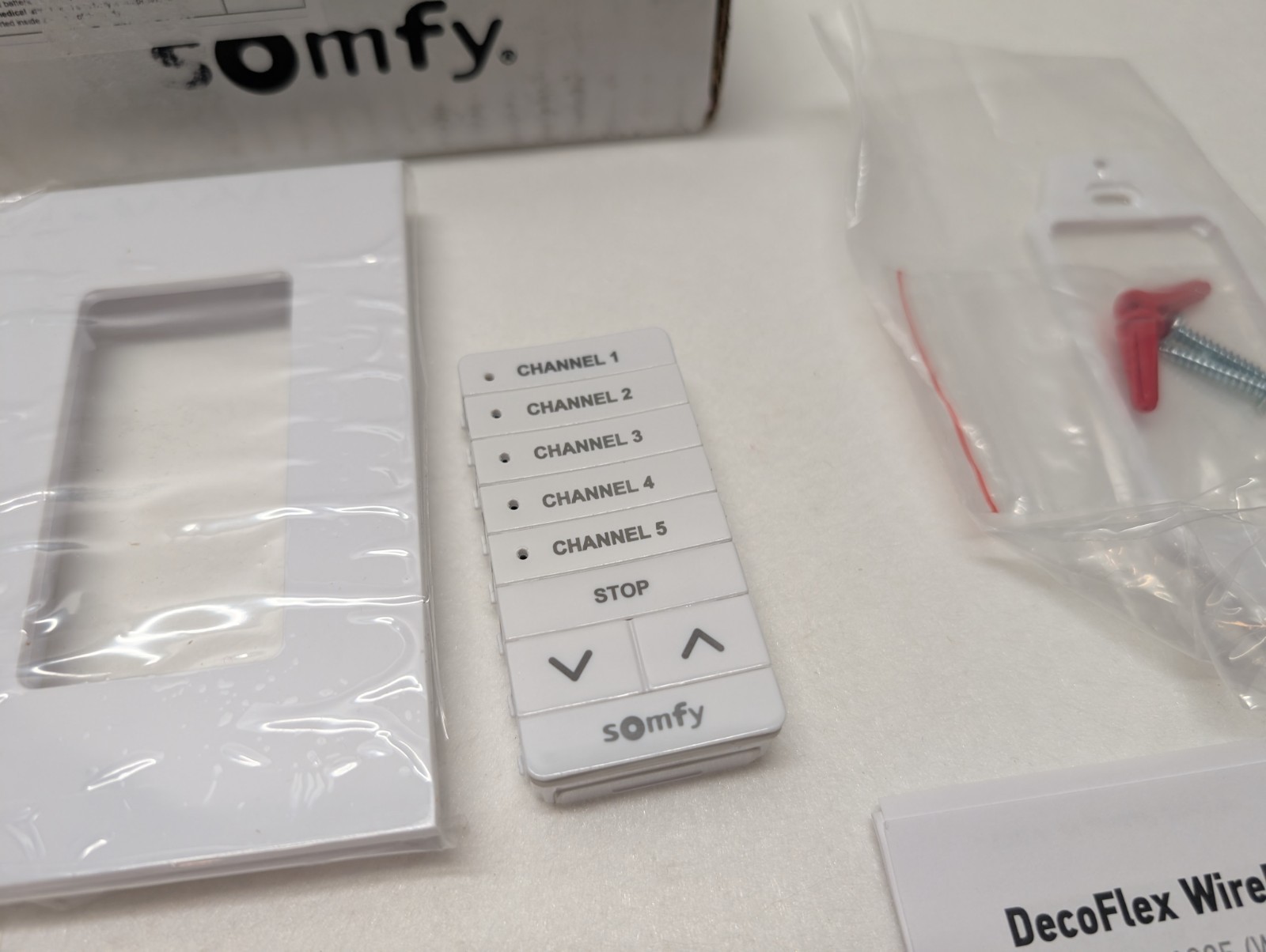 Somfy Decoflex WF Surface Mount 5ch RTS Remote Keypad White -Shades, Blinds, Etc