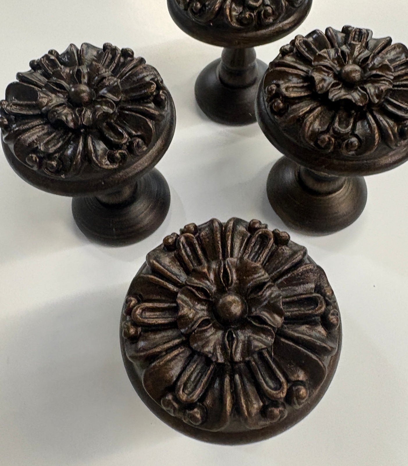 Curtain HoldBacks Drapery Holders Decorative Medallion Oil Rubbed Bronze Set 4