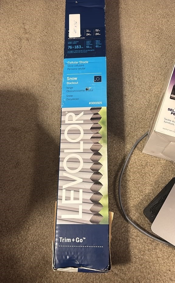 Levolor Trim+Go Blackout Cordless Cellular Shade Snow White 27 x 72 New
