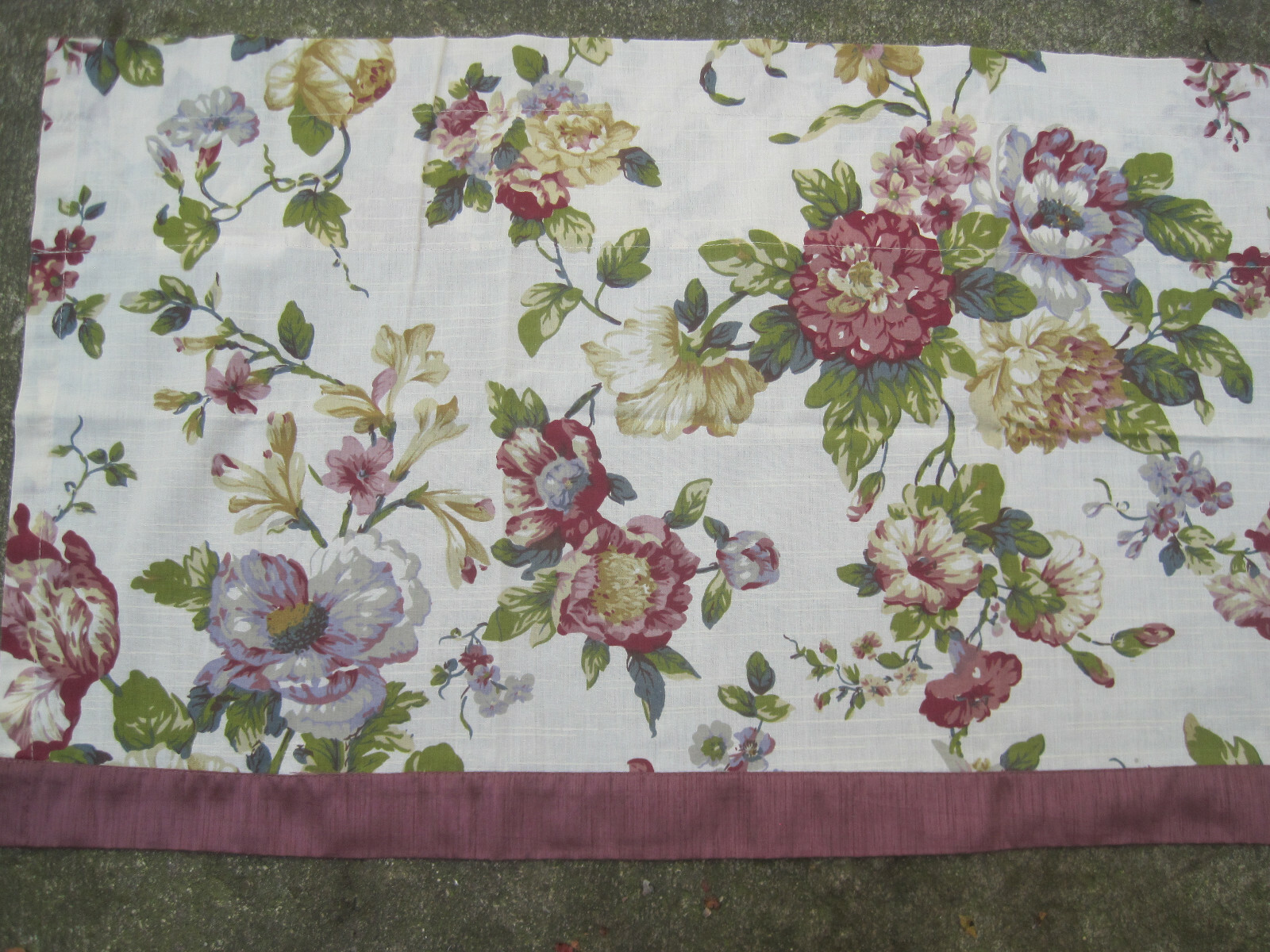 JC PENNEY HOME COTTAGE CHIC FLORAL SET OF TWO 18″ X 84″ VALANCES