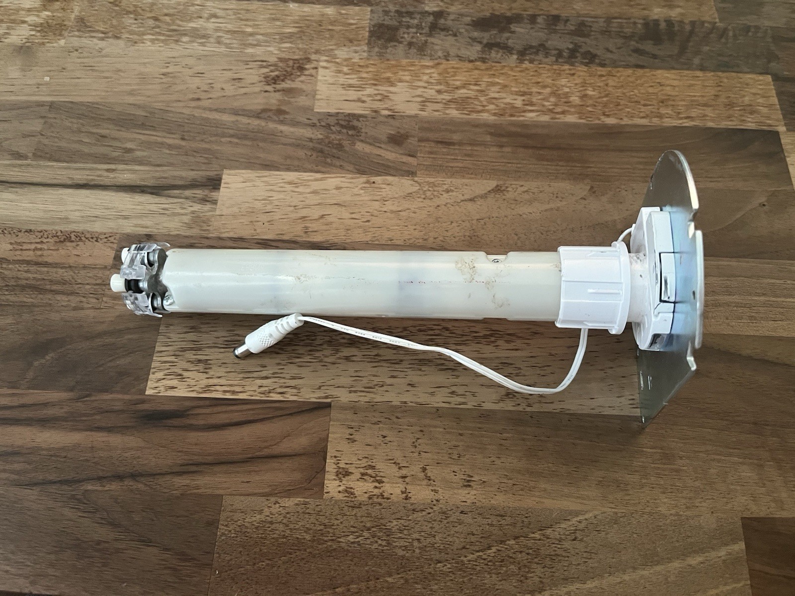 Hunter Douglas Gen 2 Right Side Roller Shade Motor PowerView