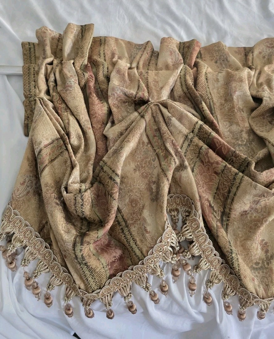 Croscil Beaded Window Valance 2 Panels Waterfall Scalloped 82×17 Damask Brocade