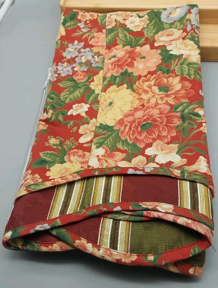 Waverly Villa Carlotta Cabernet Valance Burgundy Red Large Floral New 48″×19″