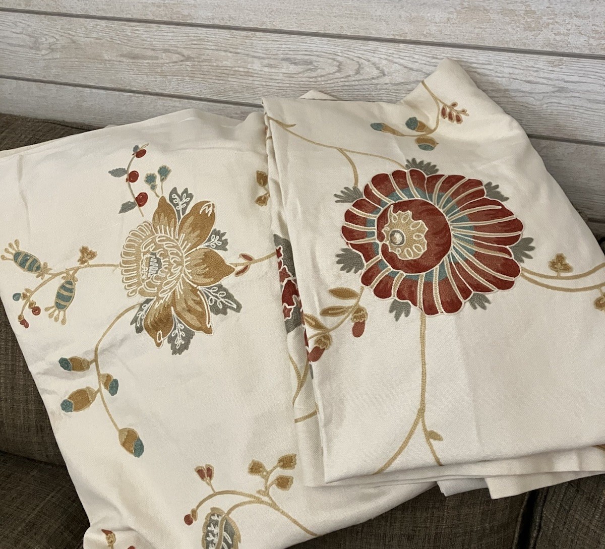 Pottery Barn Margaritte Embroidered Floral 2x Window Curtains Drape Panel 50×82”