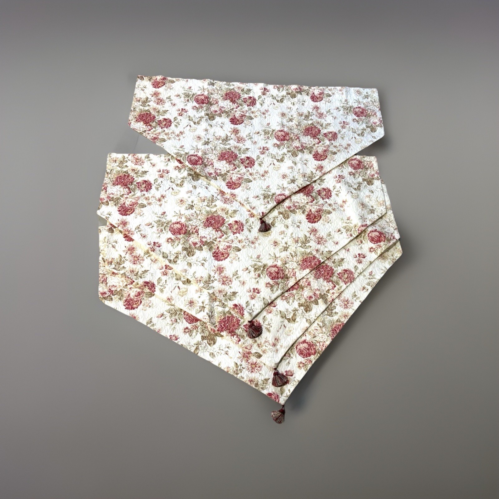 4 floral Ascot Valance window Treatment Red Cream Lined Tassel Handmade 41″x25″