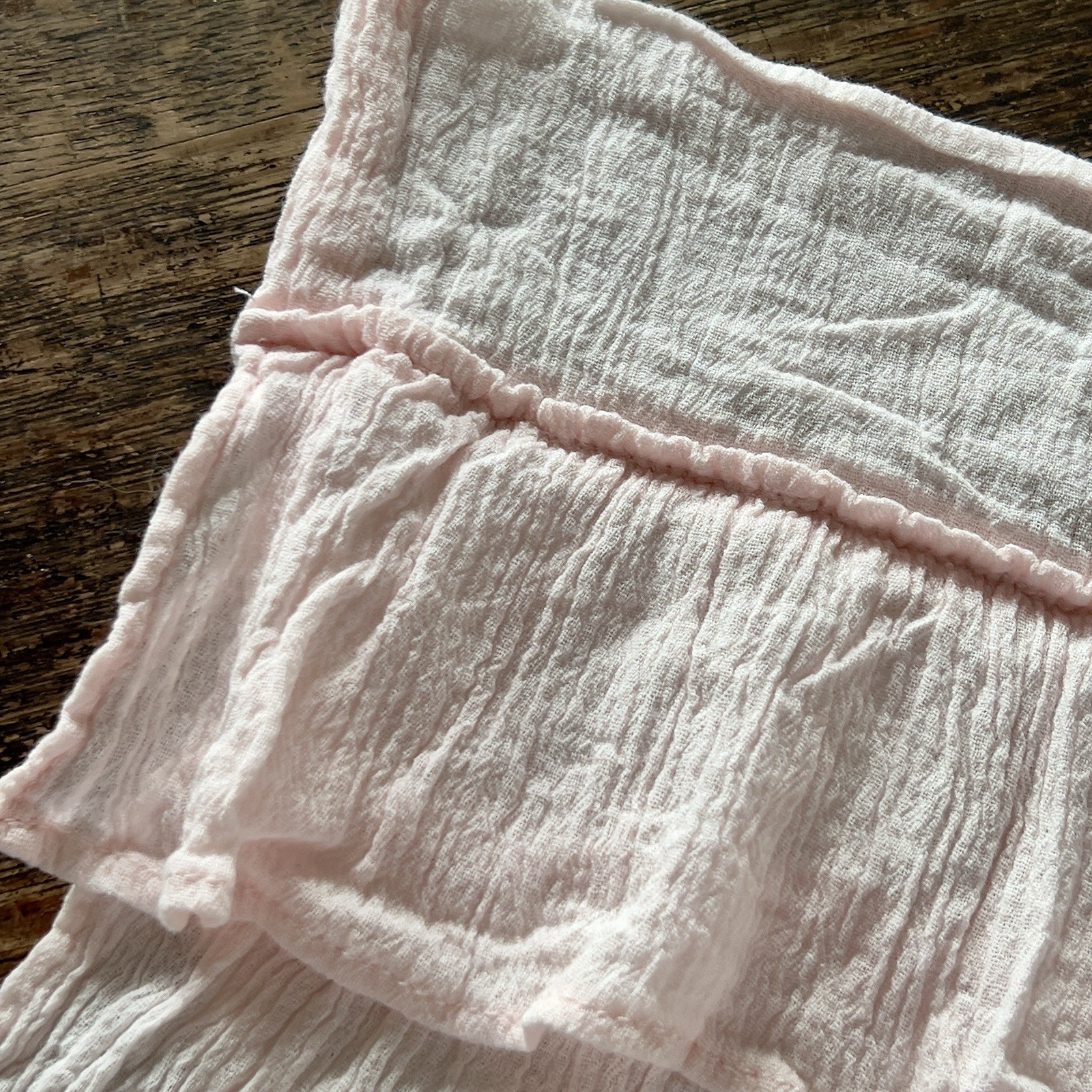 VTG SIMPLY SHABBY CHIC TRIPLE RUFFLE PINK COTTON GAUZE CURTAIN PANEL PAIR 50×82