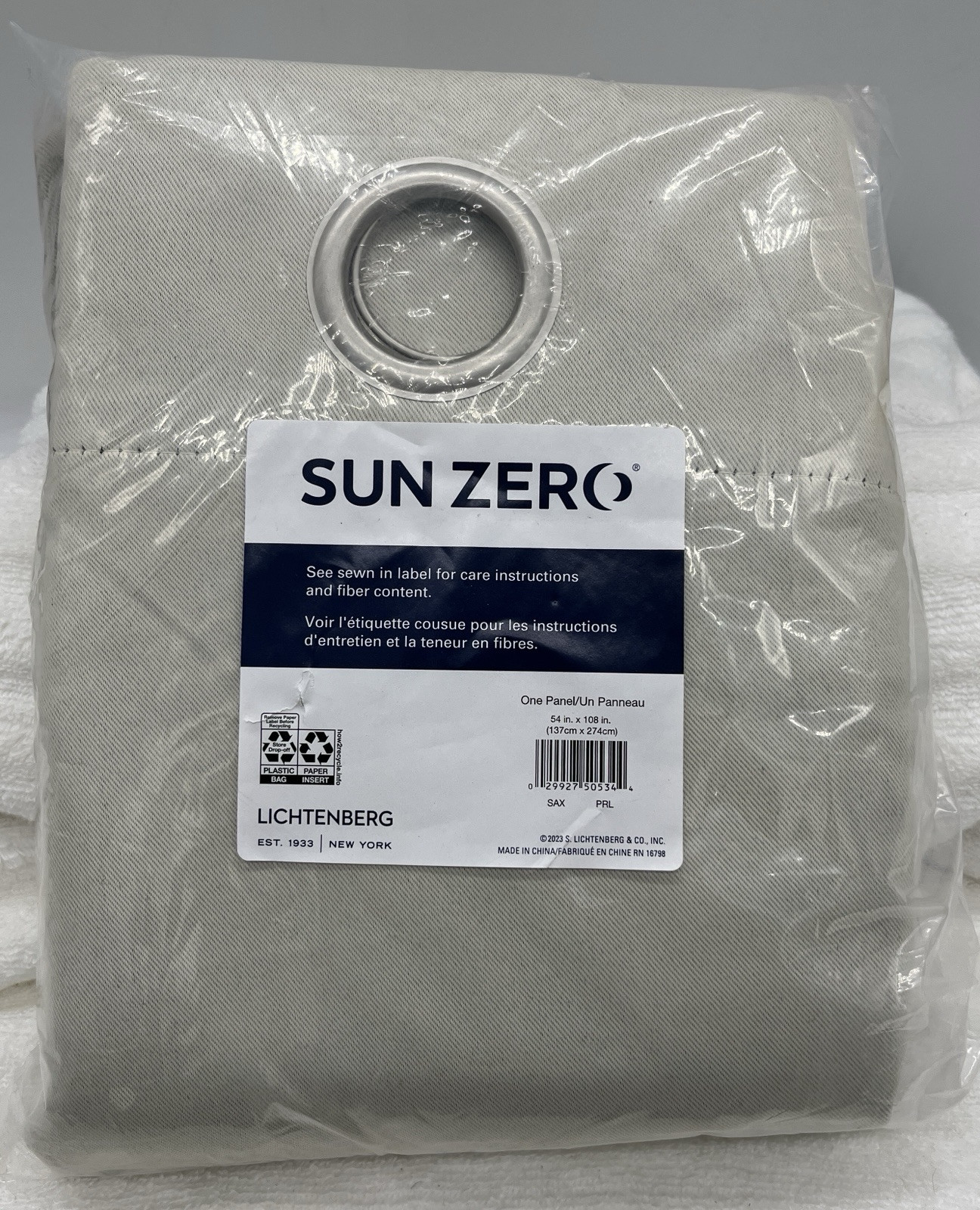 Sun Zero Easton Blackout Energy Efficient Grommet Curtain Panel 54X108 Pearl New
