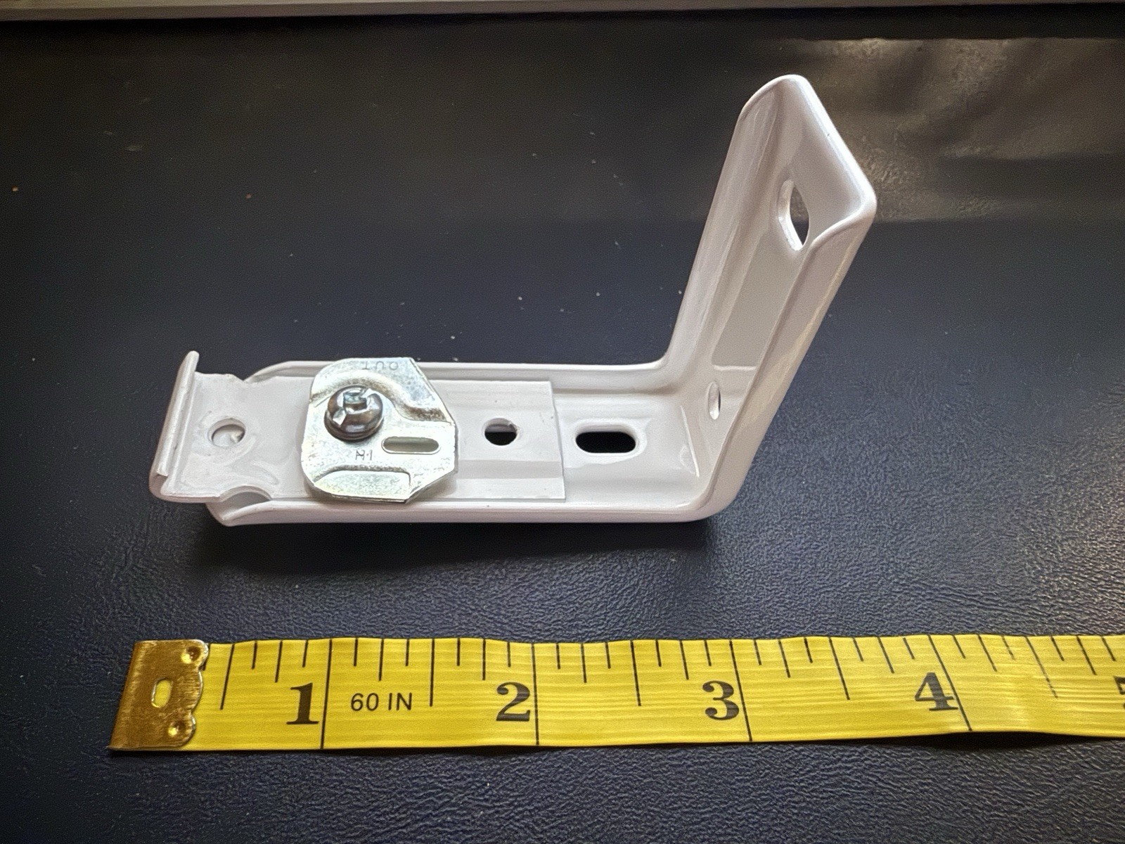 Kirsch Architrac Wall Bracket – 3-1/2″ – 4-1/2″ Return – 94132 (Pack Of Two)