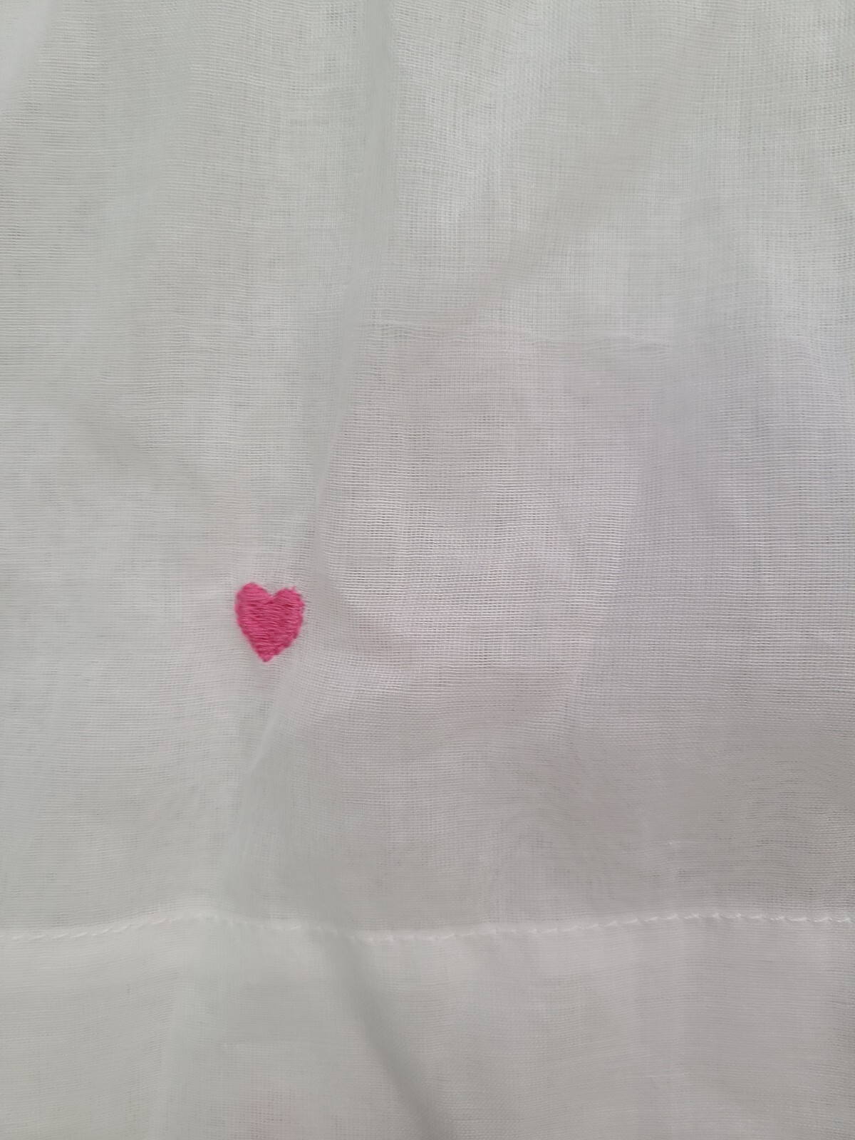 Pottery Barn Kids “Embroidered Pink Hearts” Sheer Drapery Panel 44″ X 96″ – 1