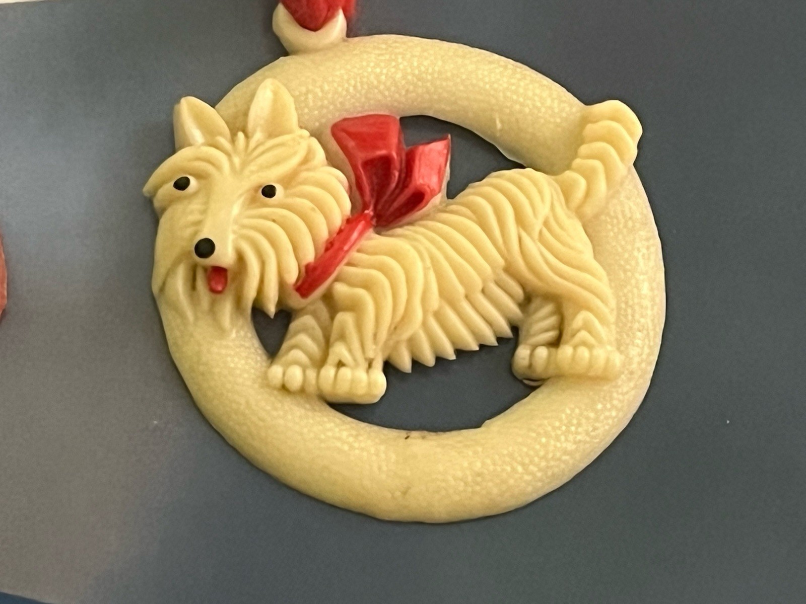 Vintage 3 PLASTIC Window Shade Pull Scottie Dogs