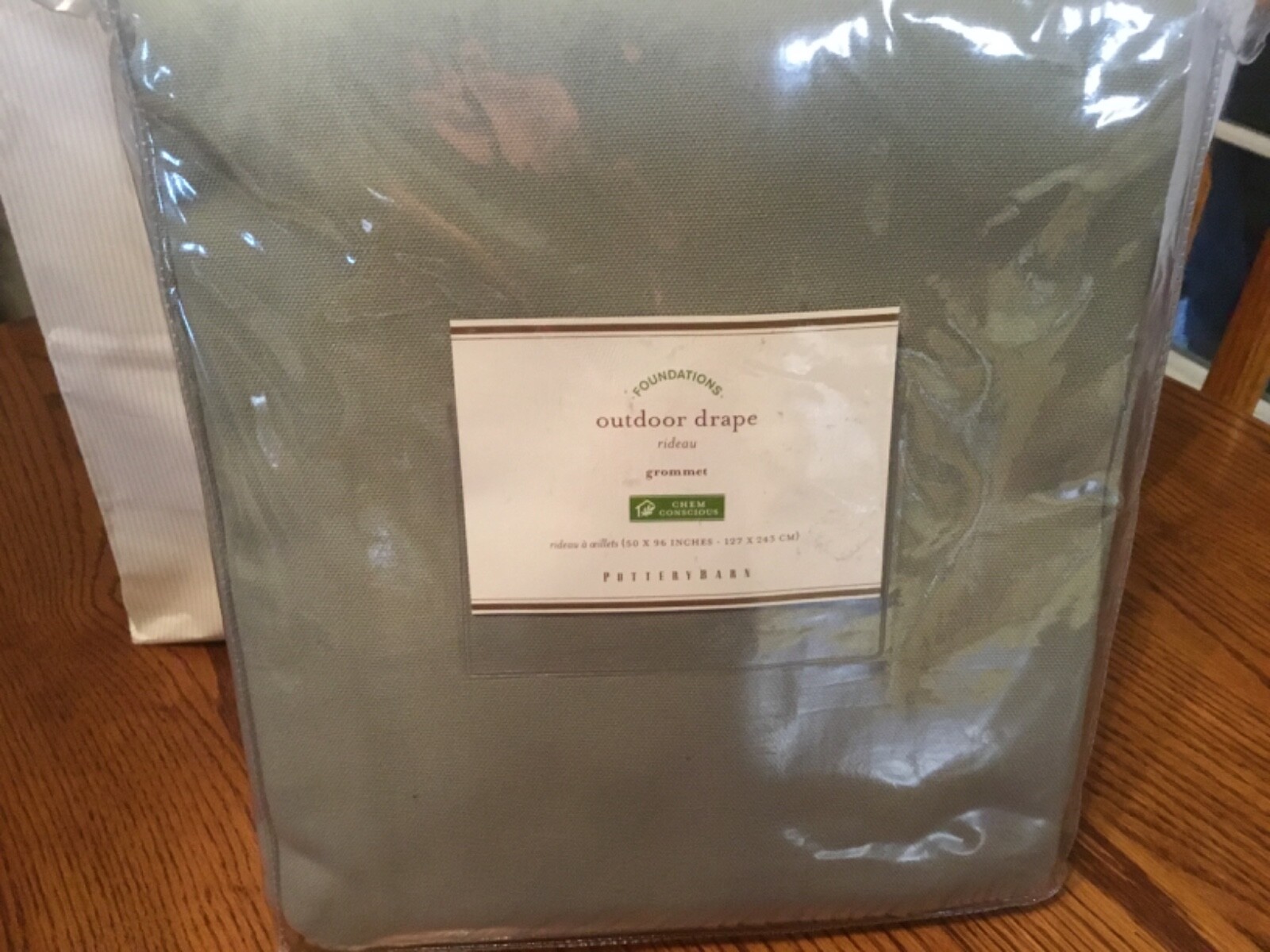Pottery Barn outdoor solid grommet outdoor drape 50×96 gray drizzle-NIP