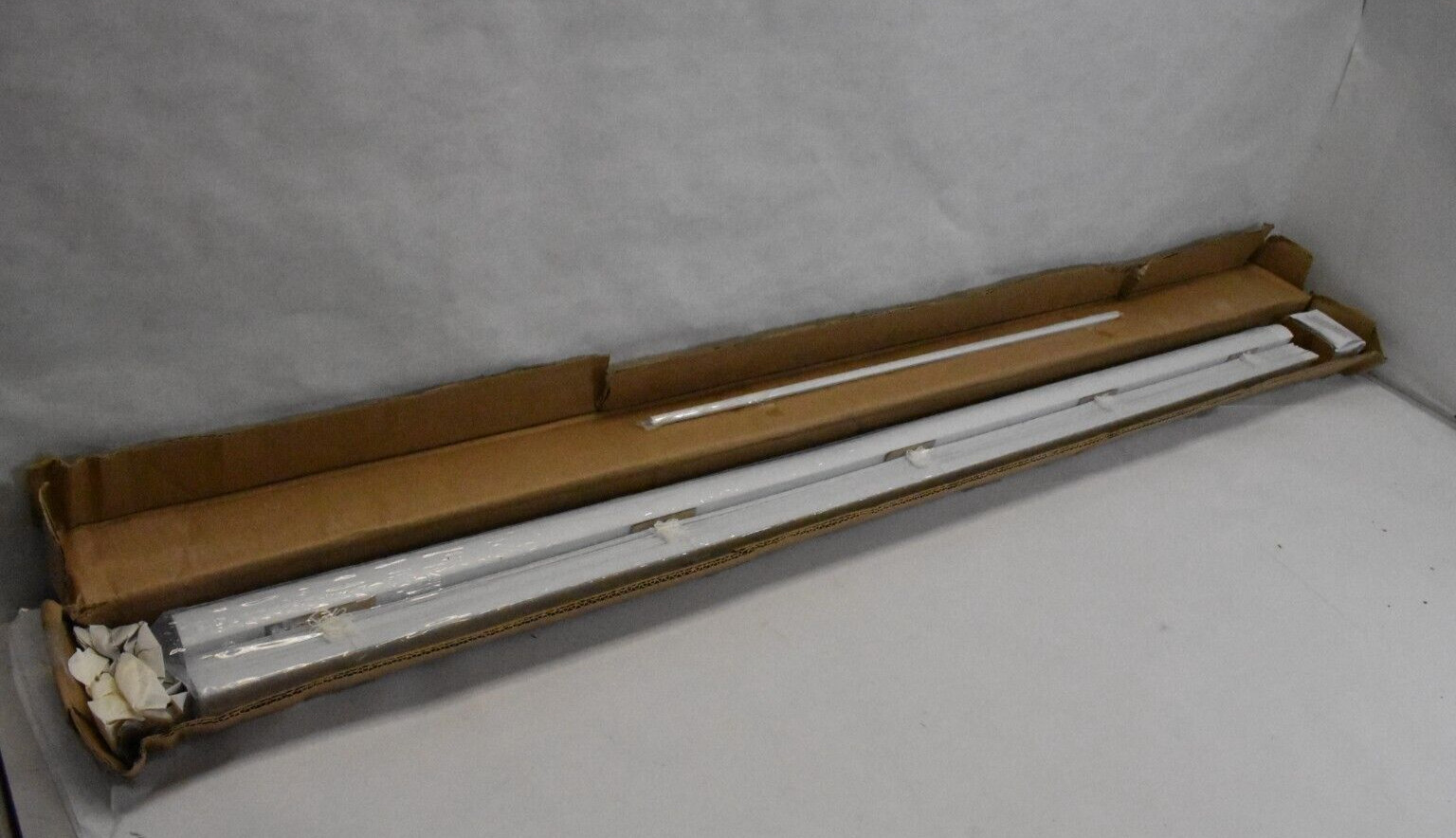 Lumino Vinyl Mini Blinds 1″ Cordless Cutdown Vinyl Mini Blind White 39″ x 51″