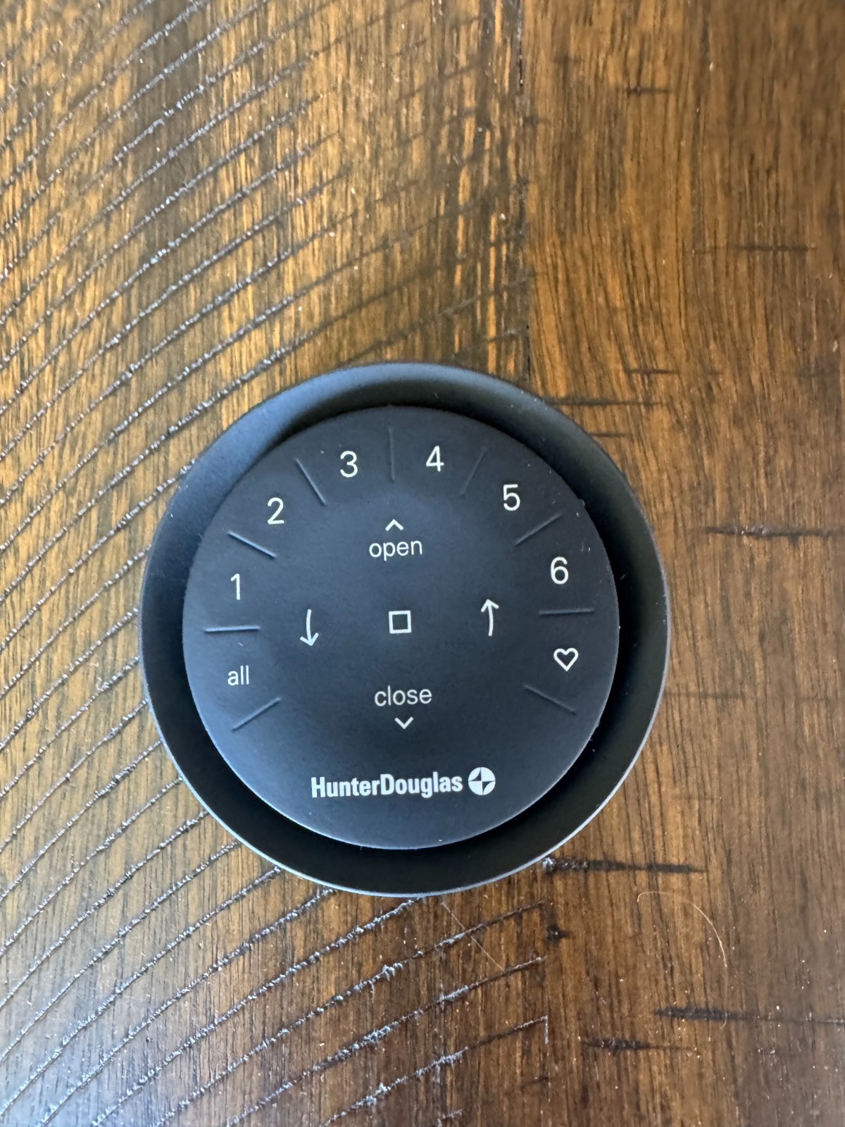 Hunter Douglas PowerView Generation 3 New Black Remote with black wall mount