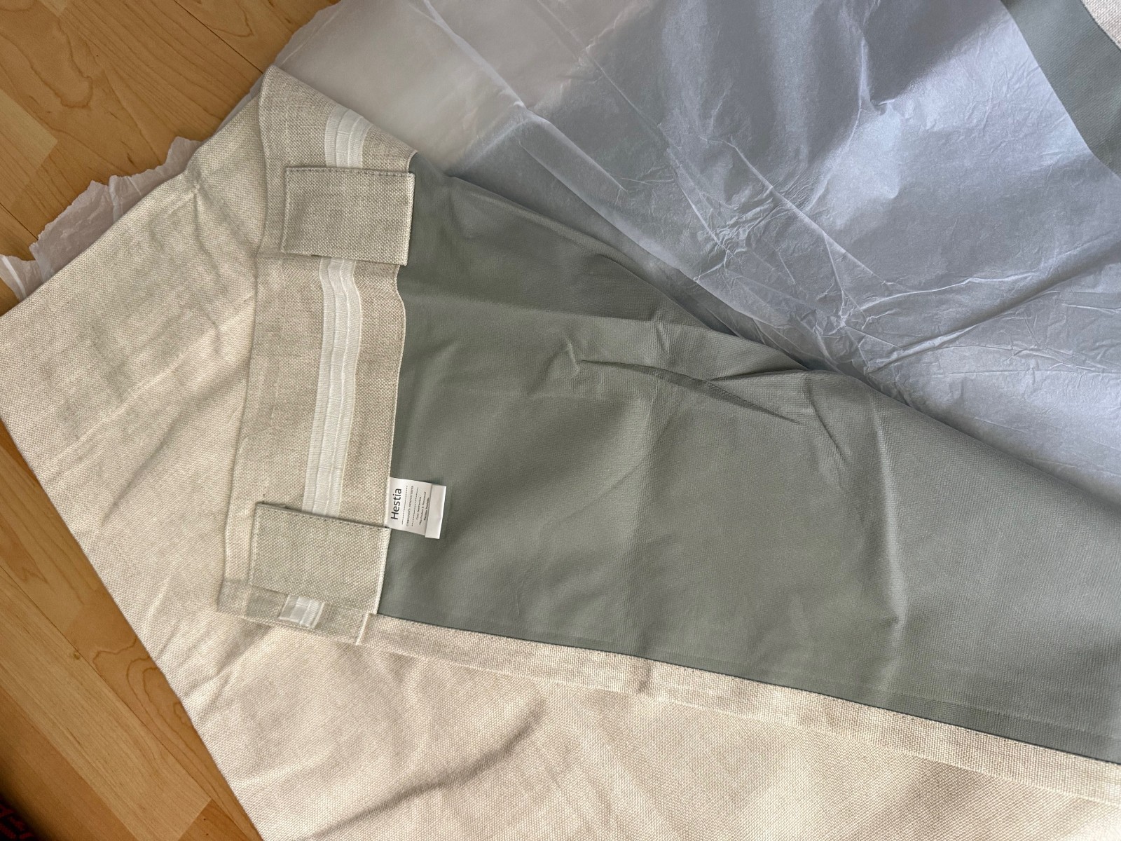 Hestia blackout curtains neutral color 52″ by 44″ new in bag with accessories