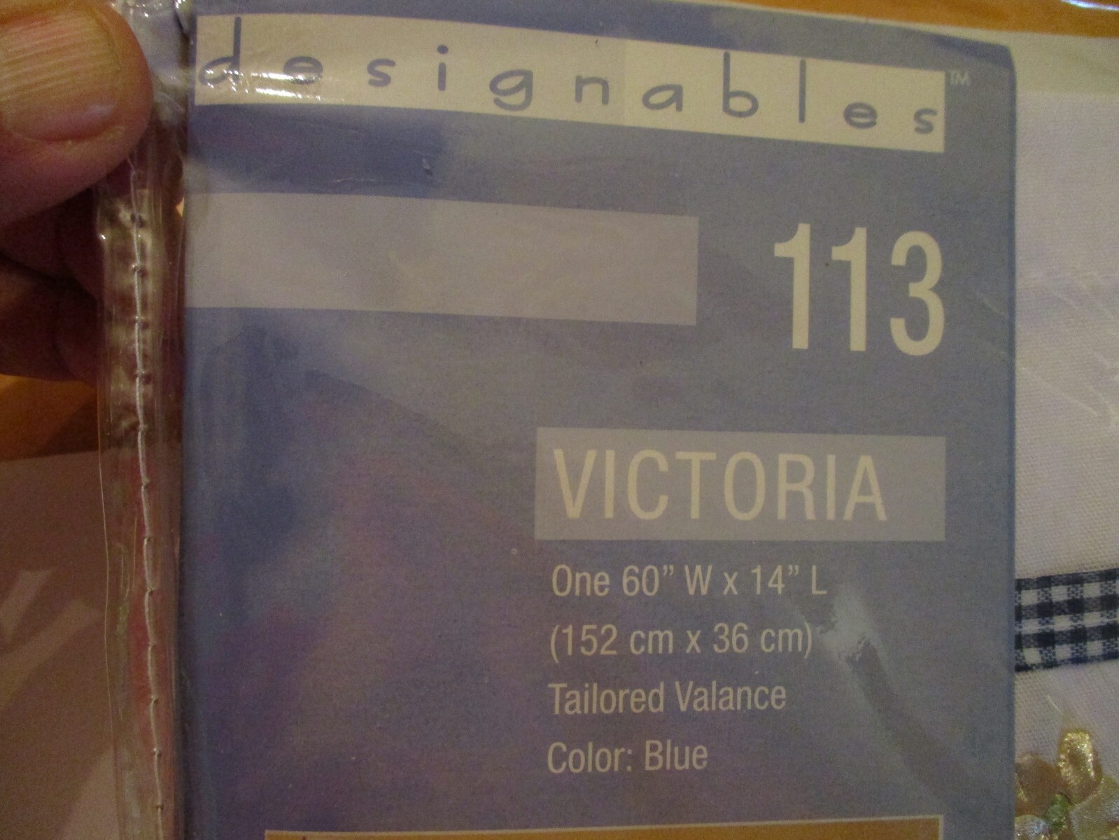 Designables 113 Victoria NIP Kitchen Valance Blue Gingham Embroidered Flowers